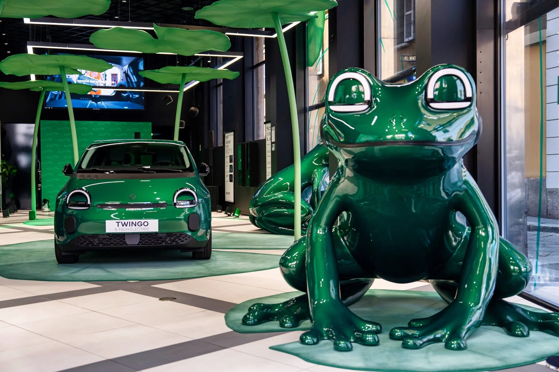 The_frog_is_back_-_Design_Week_Milano (2).jpeg