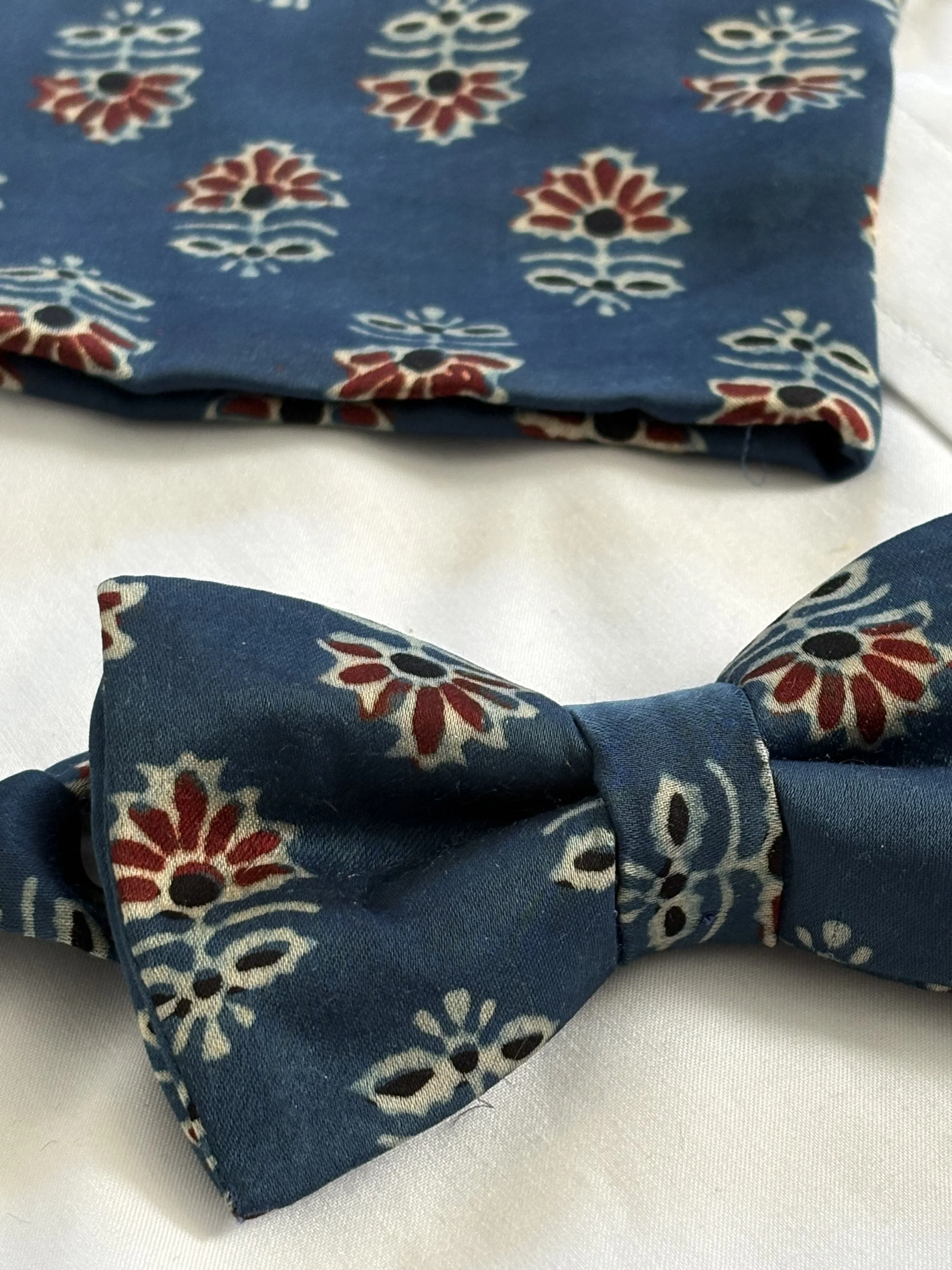 Ajrakh Pre-tied Bow Tie