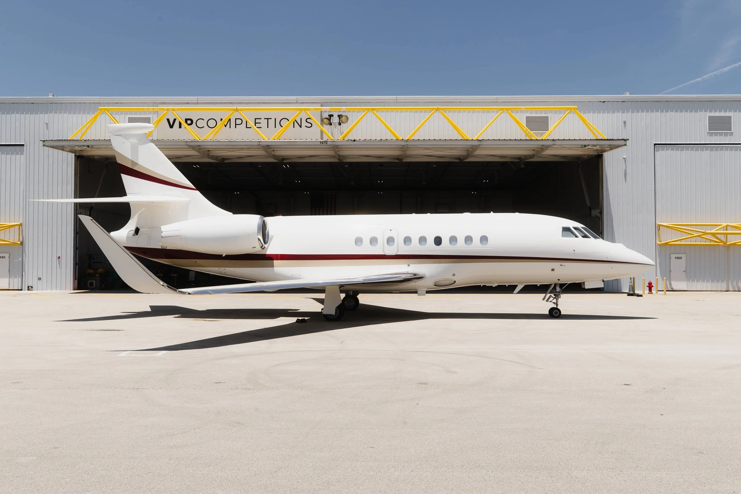 Falcon2000EXy_EXT_3.jpg