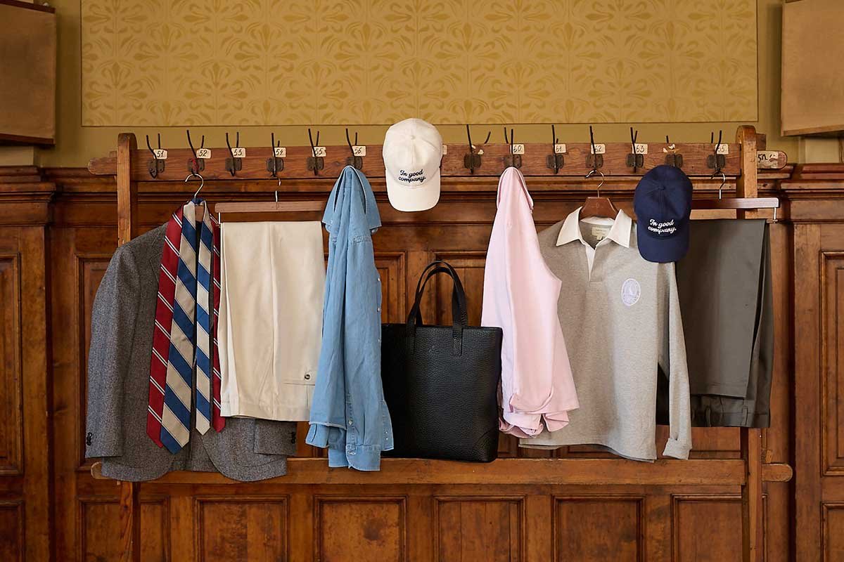 Outfit Narrative for Poszetka - “A Tribute to Ivy”  Collection