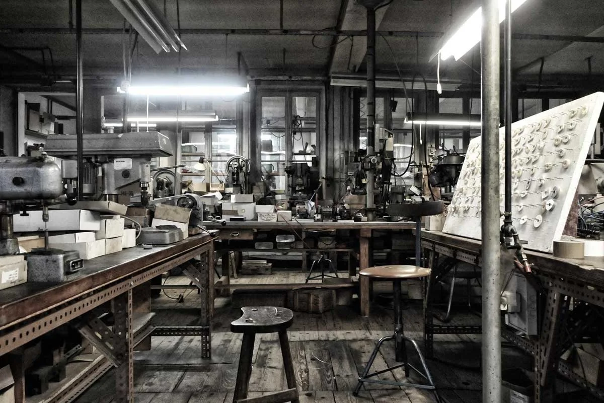 Two Centuries of Tradition: The History of French Eyewear Manufacturing