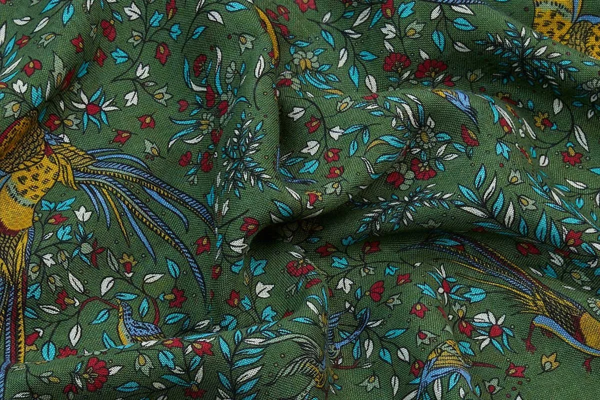 The Best Quality Motif-Print Winter Scarves You Can Buy