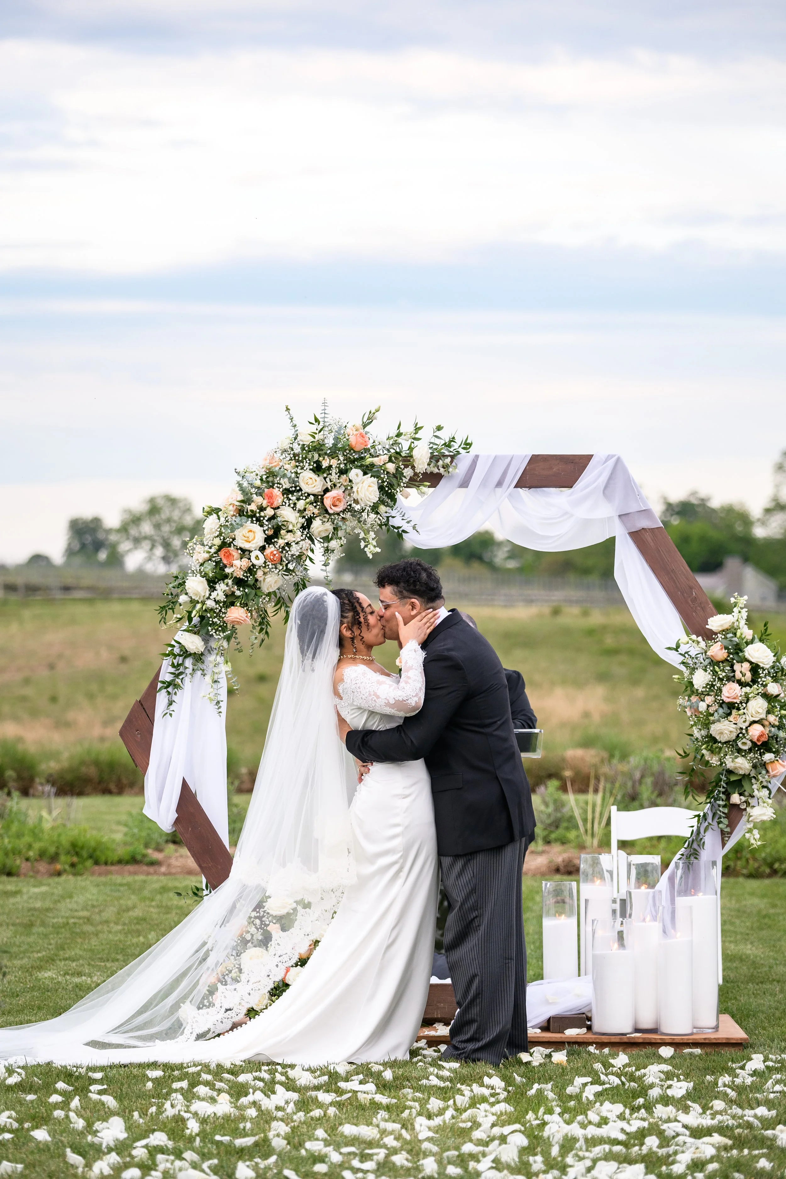 20260516-SimmyDon-HappyFinchPhotography-SneakPeeks-083.jpg