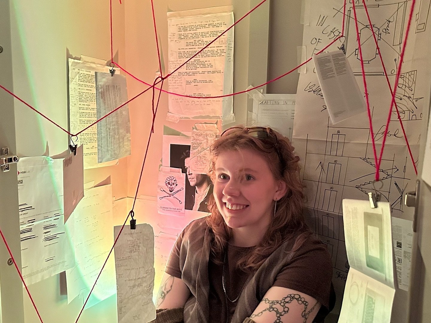 Things that have inspired me this year and various gigs and projects I&rsquo;ve done

1 / a short film for university about the escape of a bank robber
2 / the Statement Sleeves exhibition at @fitnyc 
3 / my favorite piece from a life drawing class a