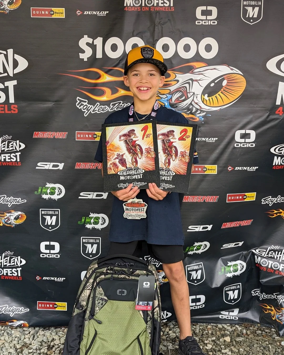 From minis to vets — our Amateur Class winners earned their spotlight! 🏆🔥
Each winner walked away with a custom 1st place @troyleedesigns trophy and a premium @ogio backpack after battling the roughest track in the game.
These champs left