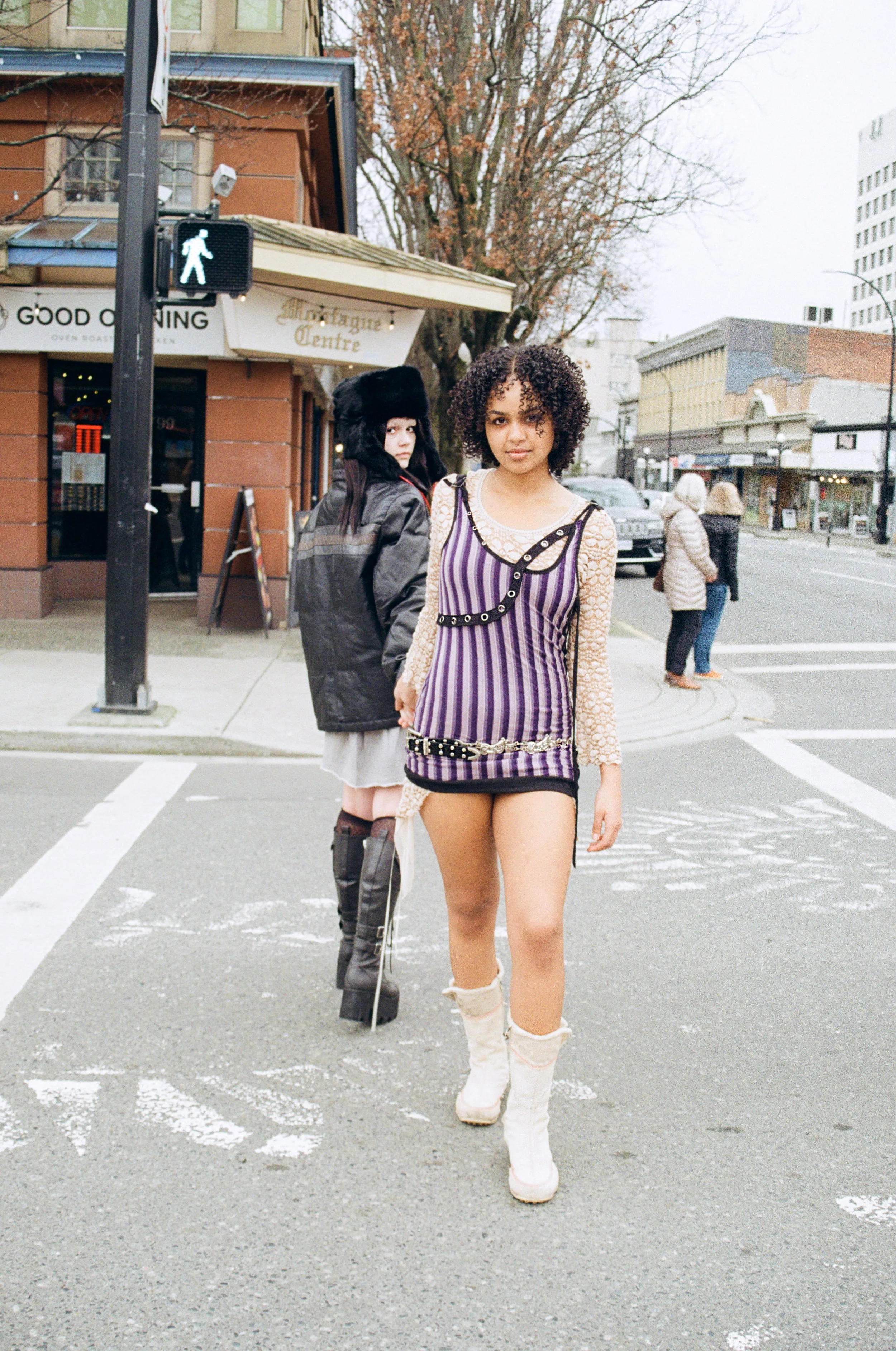 Models: Heidi (front) and Isla (back)