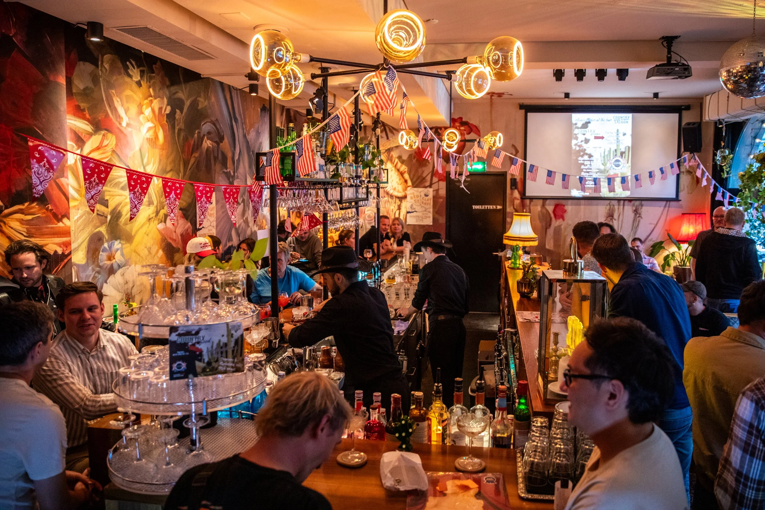Country_Saloon_September-69.jpg