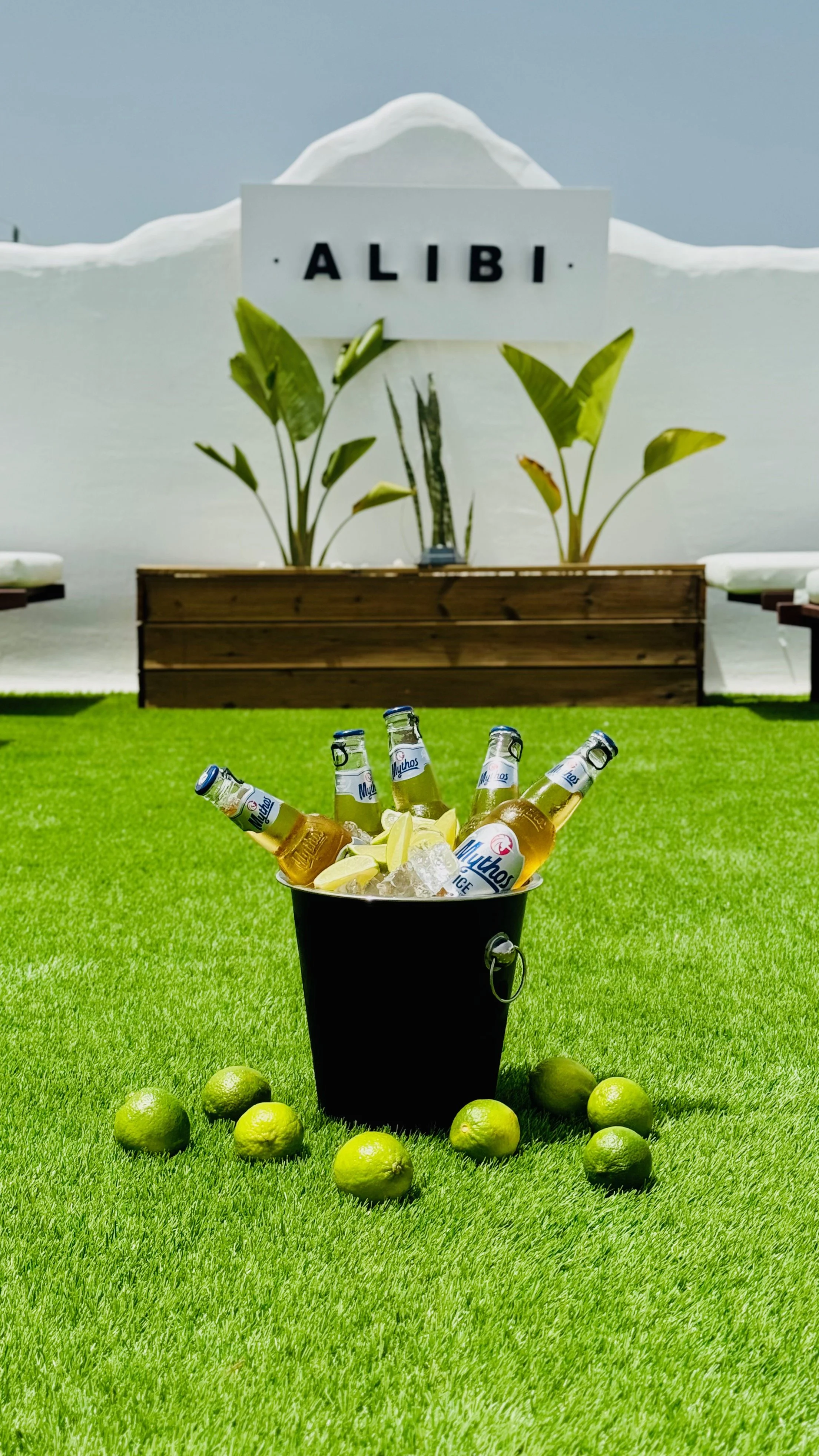 Discover our charming Hersonissos apartments. Stunning views, cozy stays, and the perfect Greek holiday. Book your unforgettable getaway today!