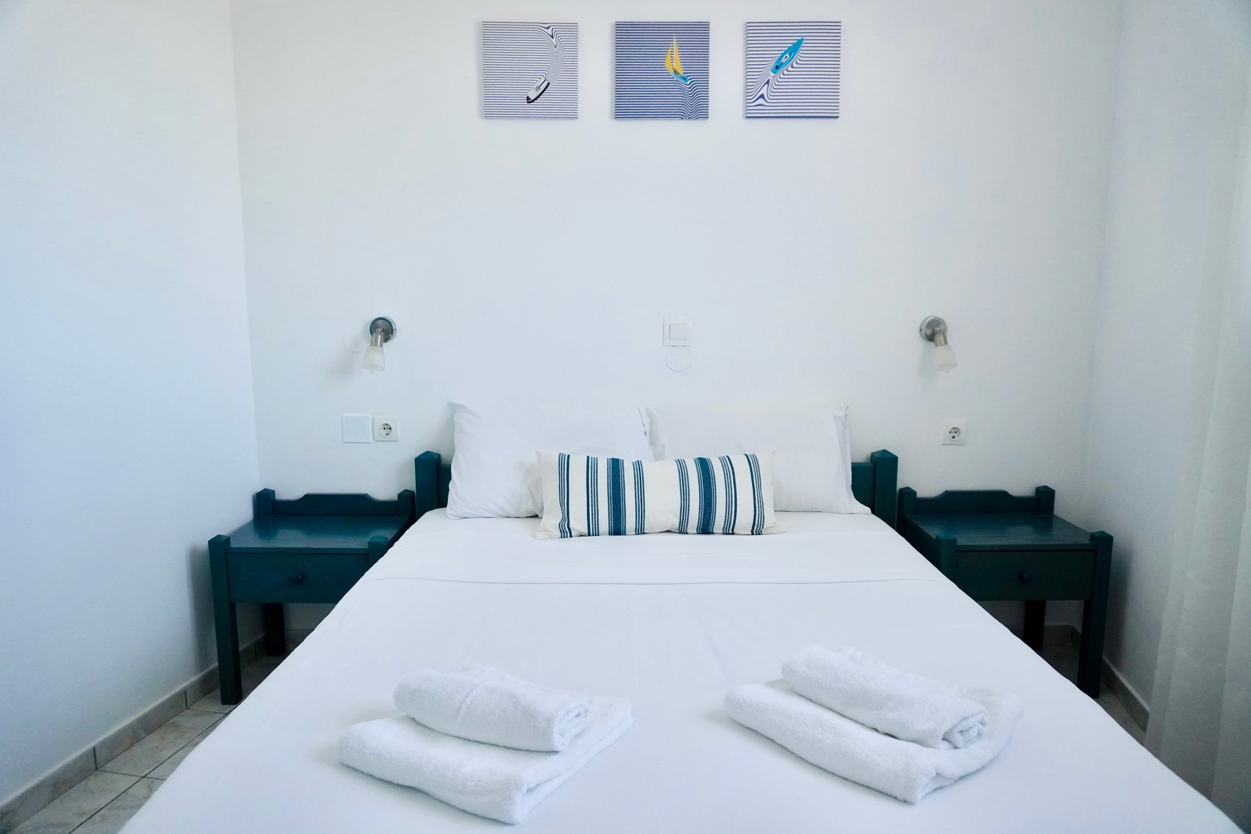 Discover our charming Hersonissos apartments. Stunning views, cozy stays, and the perfect Greek holiday. Book your unforgettable getaway today!