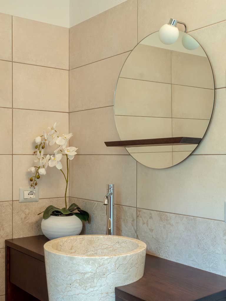 lacasadialice_villa_bathroom2_200.jpg