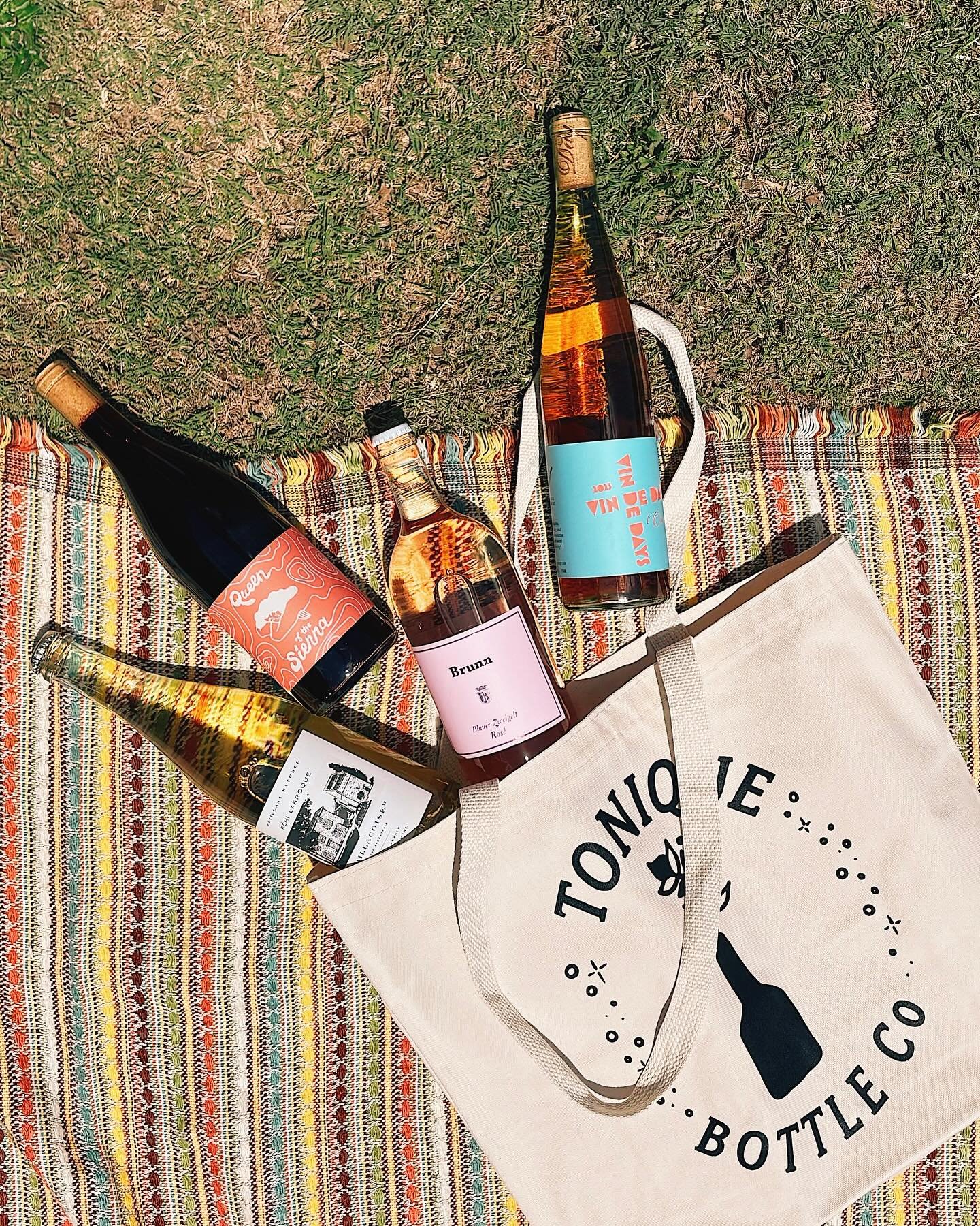 ICYMI ✨ Drop by each Wednesday and enjoy 10% off ALL regularly priced bottles of wine! 🍷🍷

PLUS 💥 Purchase ANY 4 bottles valued at $15 or more and get $15 off a Tonique tote ALL DAY EVERY DAY! Whether you&rsquo;re headed out of town for the holida