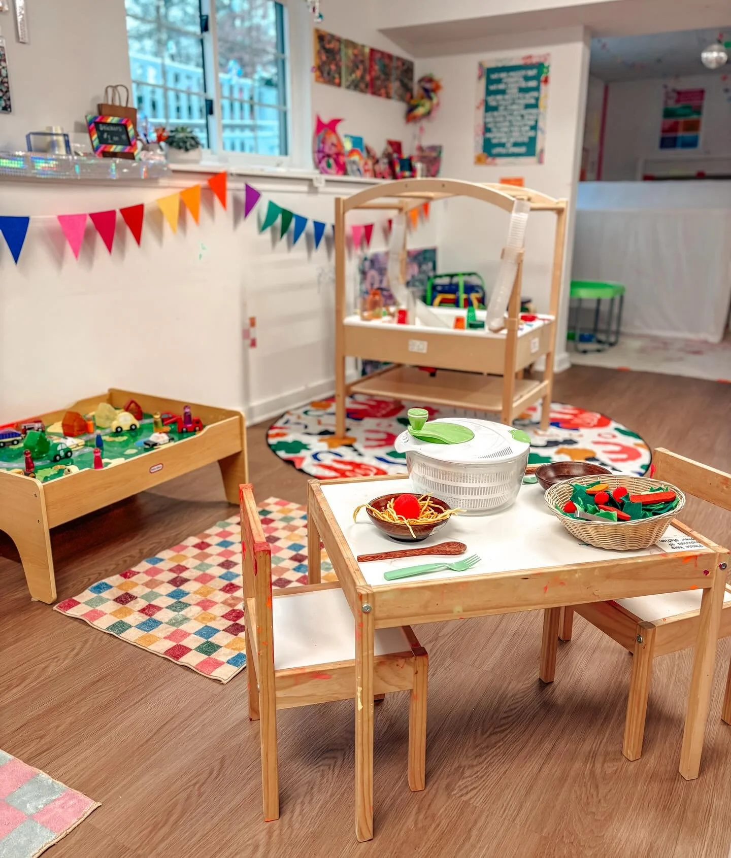 When dramatic play and sensory play meet, it&rsquo;s magic. I Loooooove it!!!!