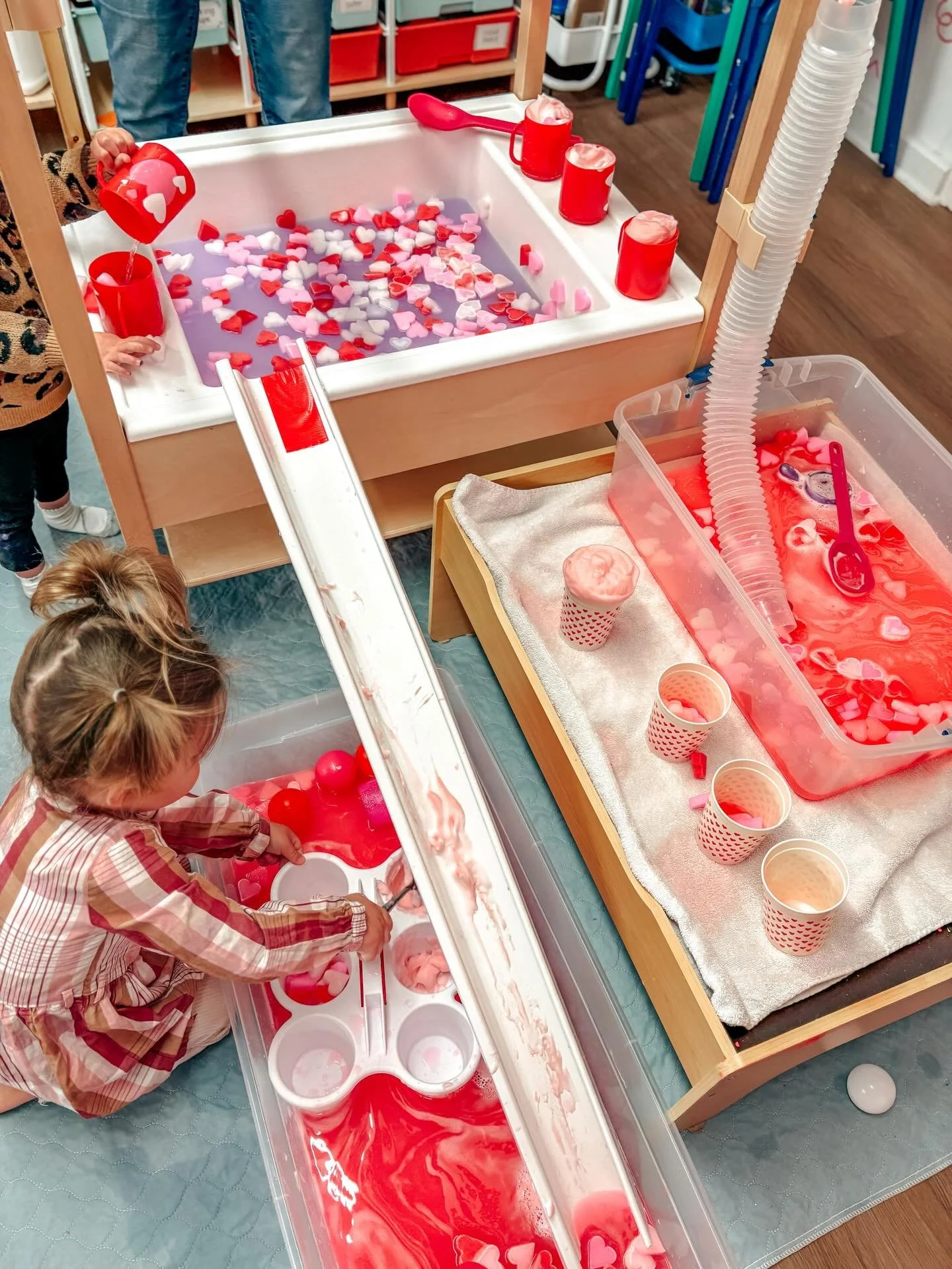 The colors of this season are ❤️🔥❤️