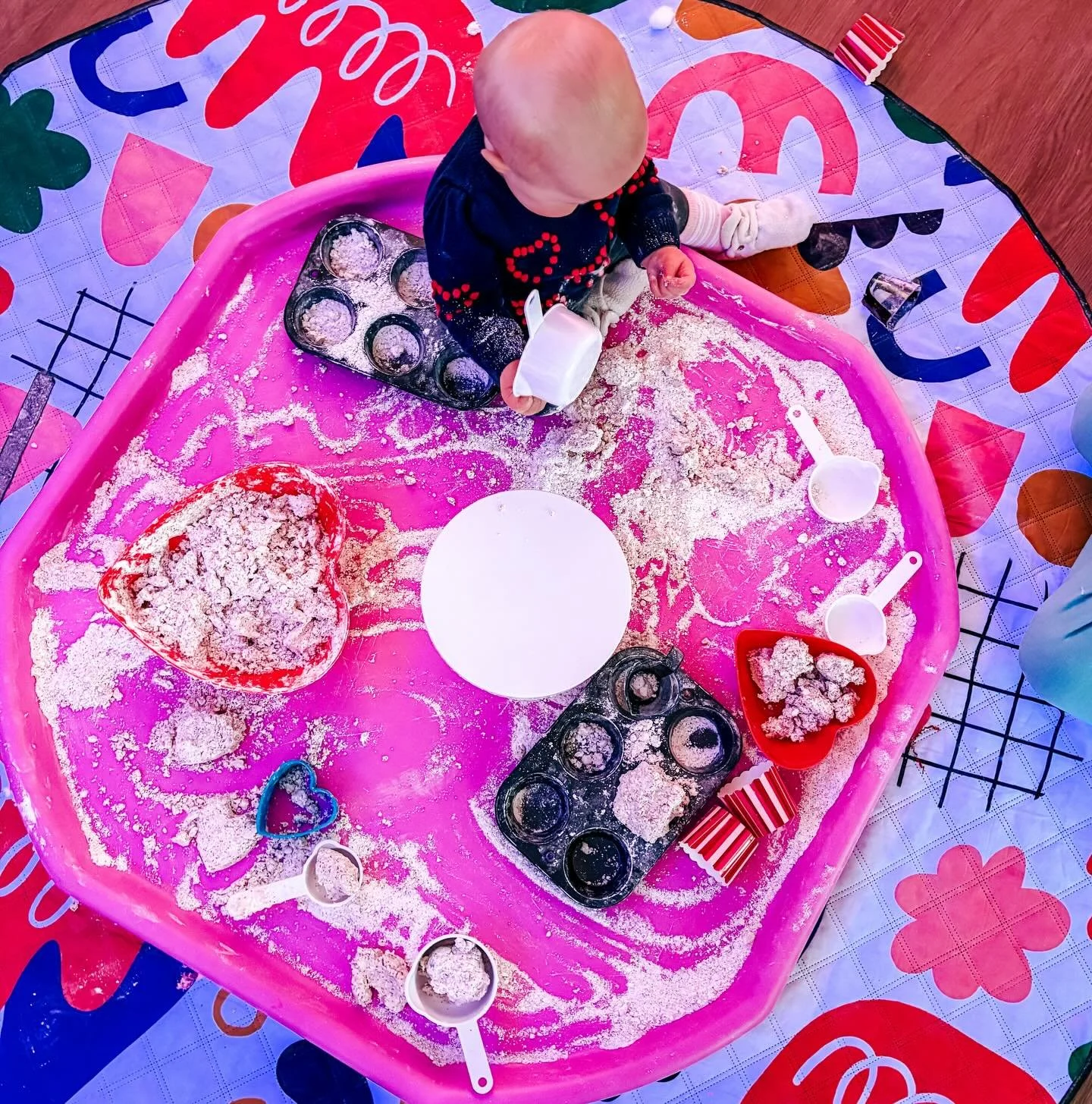 Our Baby Tinker Doodle class meets every Friday at 10:45!! Hope to see you there ❤️