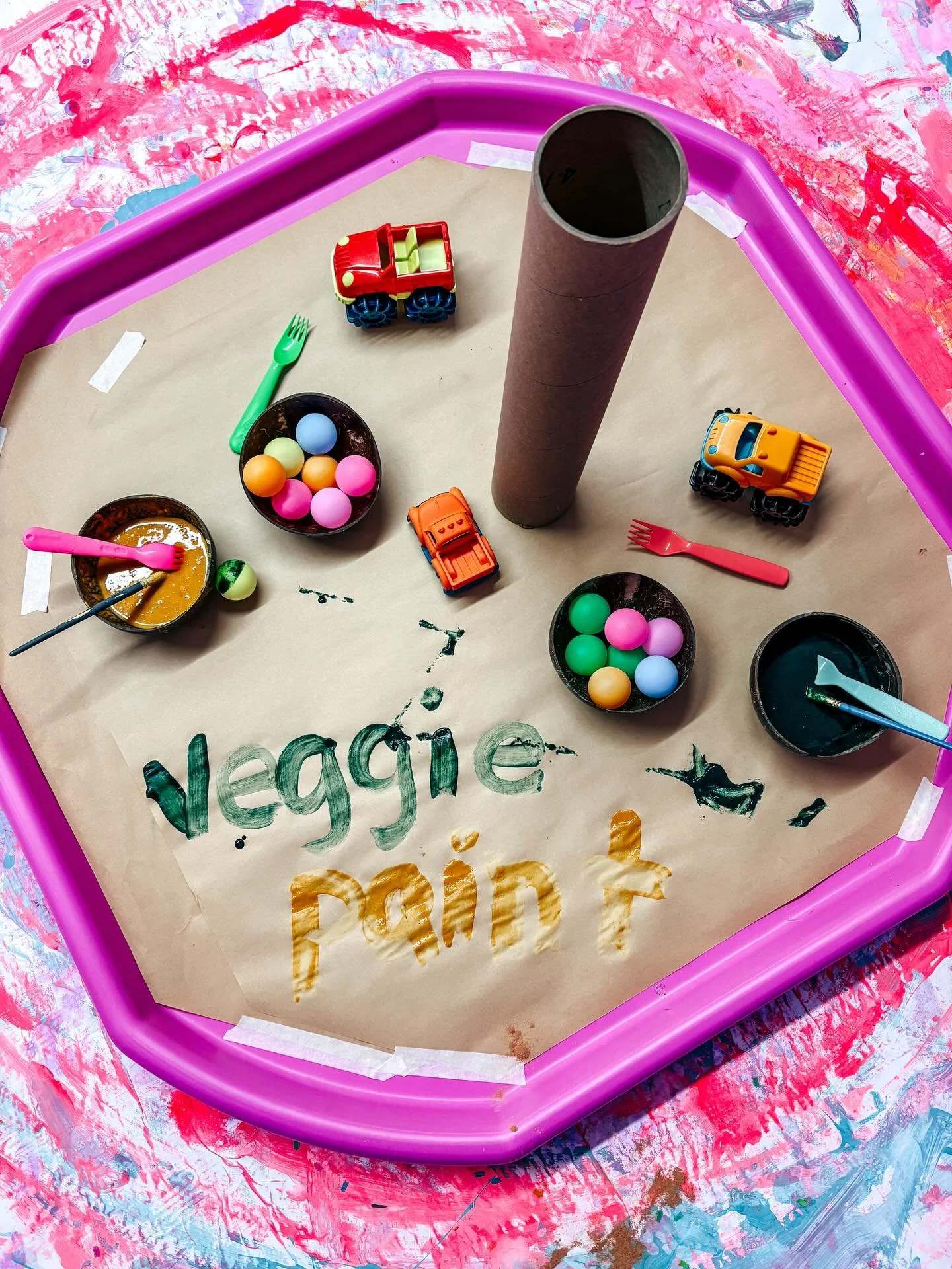 Baby safe messy play every FriYAY in our Tinker Doodle class! 

#babyplay #avonctmoms #simsburyctmoms