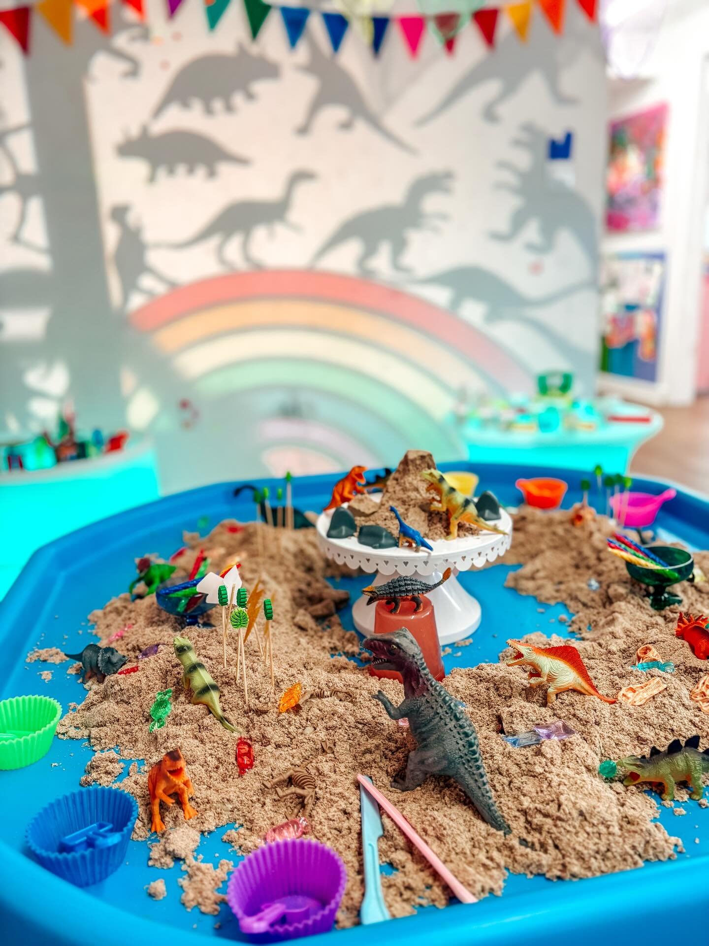 It&rsquo;s a DINO-tactic birthday kind of day 🎉