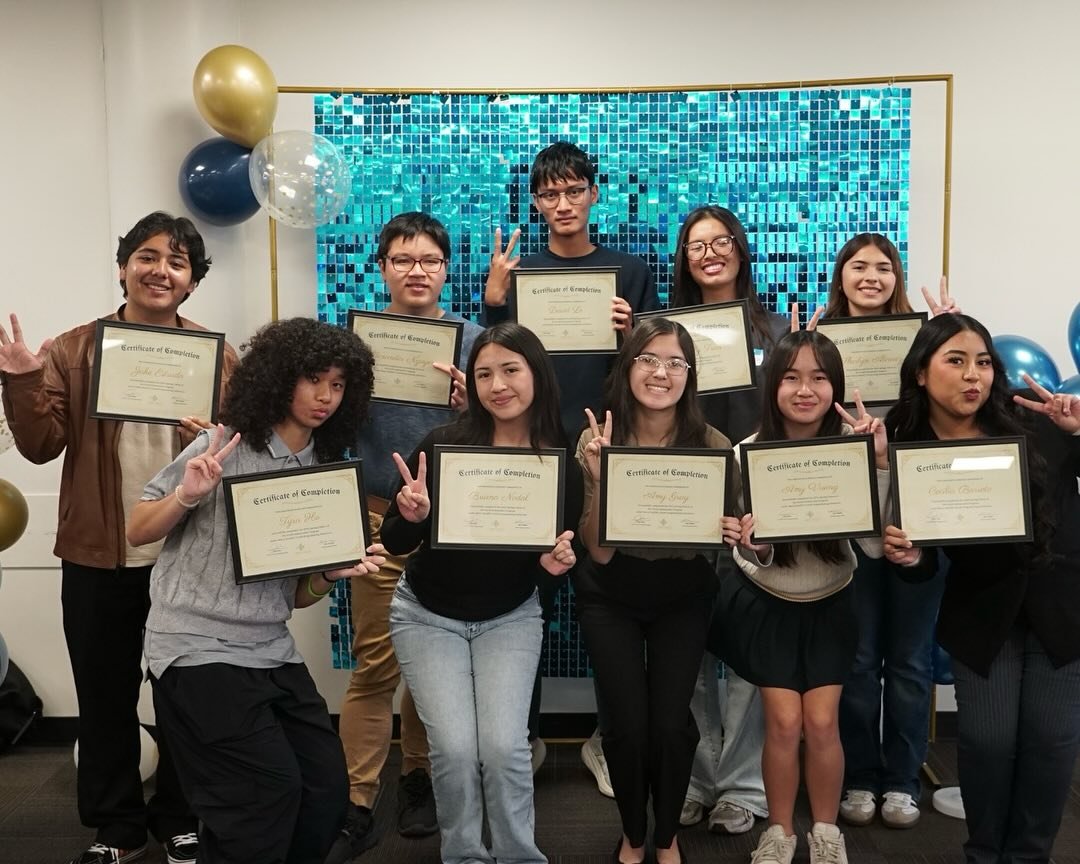 Mercy Health recently wrapped up the first cohort of Youth Ambassadors for our Vaccine Confidence Program, where high school students gained a thorough understanding of what vaccine confidence is and how they can actively support it within their comm
