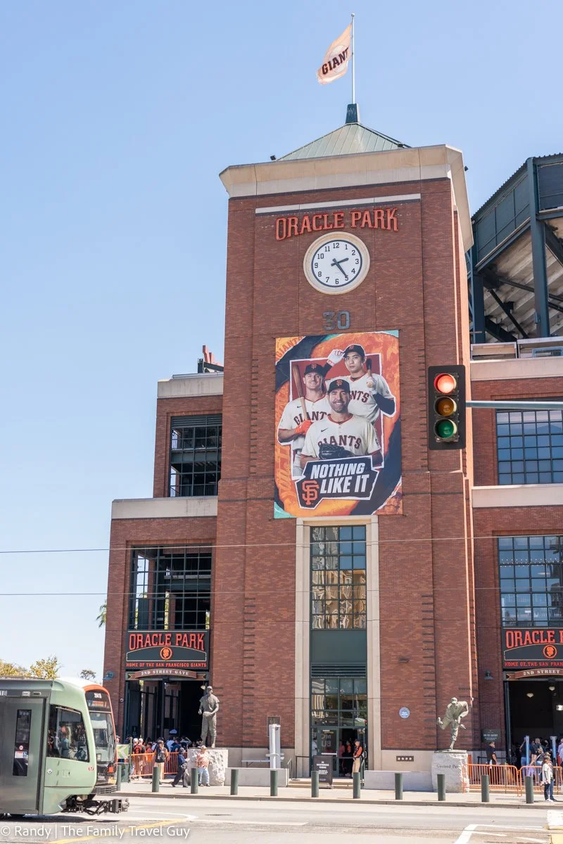san-francisco-giants-oracle-park-club-level-review-1.jpg