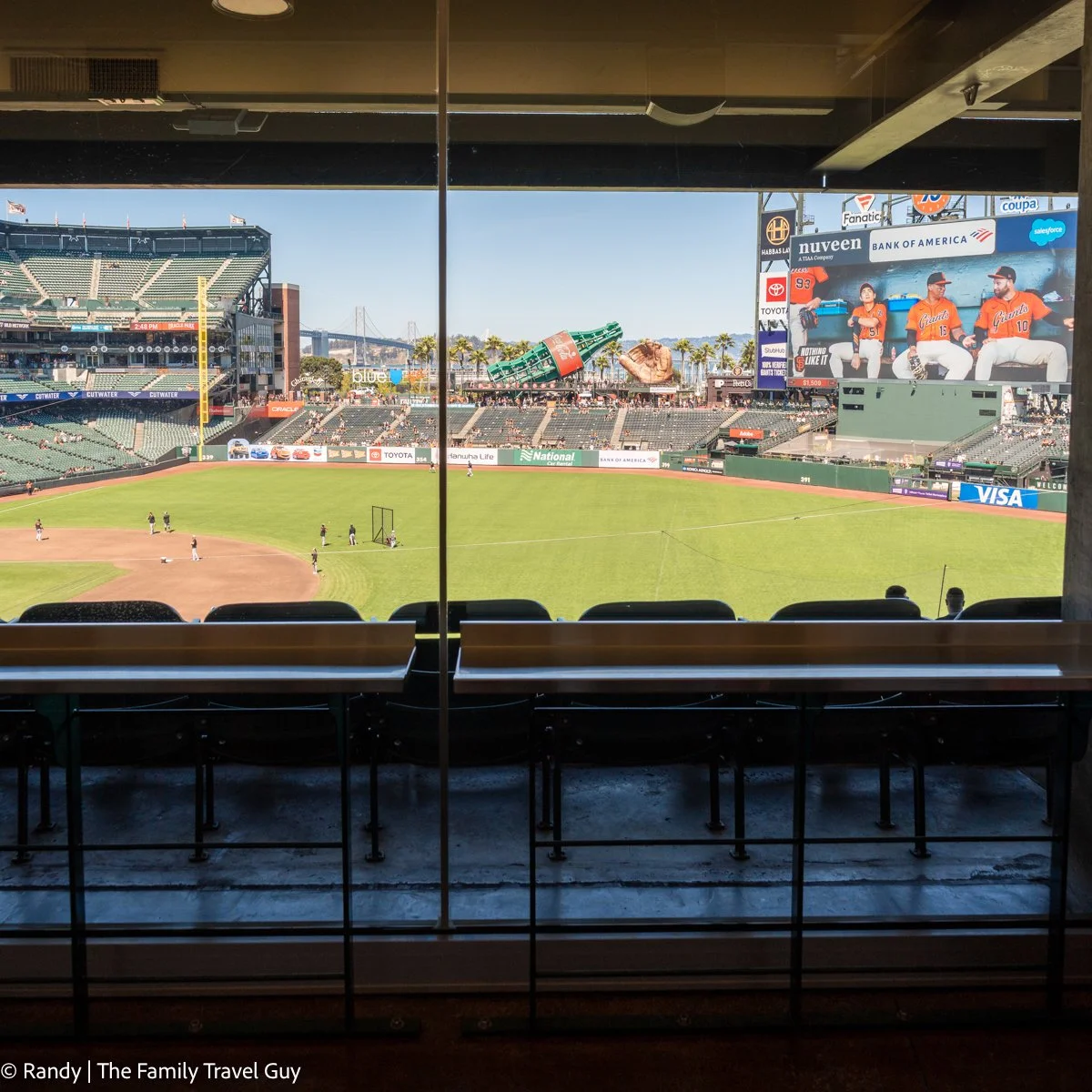 san-francisco-giants-oracle-park-club-level-review-13.jpg