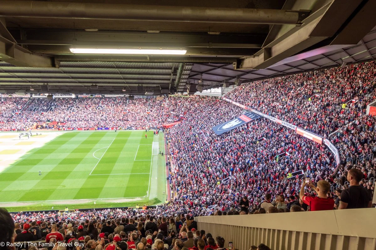 manchester-united-hospitality-ticket-buying-guide-3.jpg