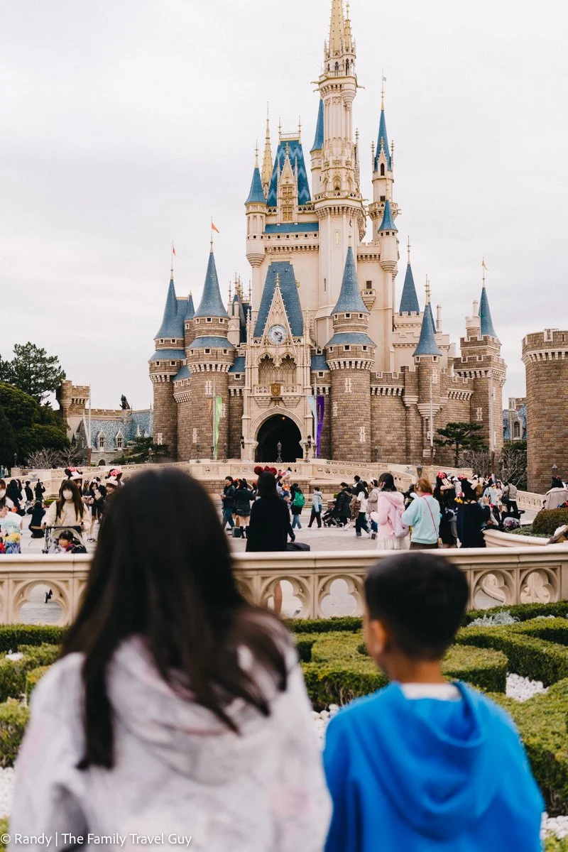 tokyo-disney-resort-guide-disneyland-2.jpg