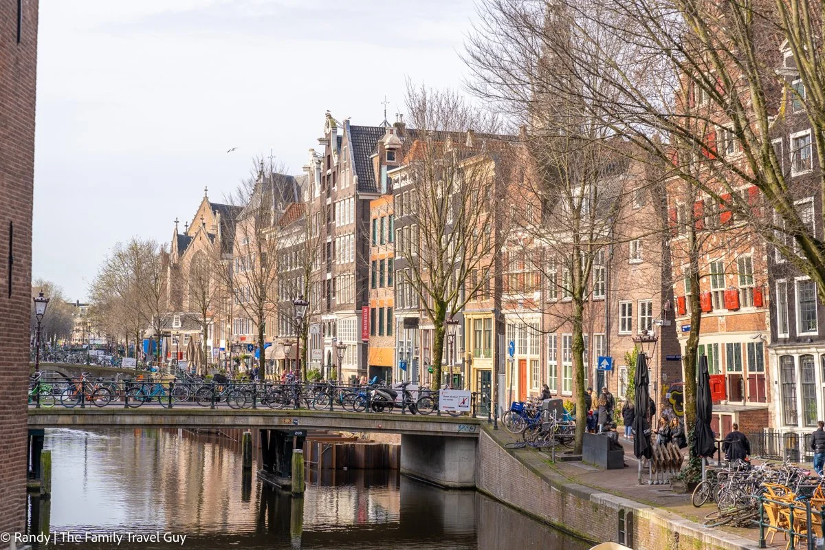 Amsterdam-travel-guide-11.jpg