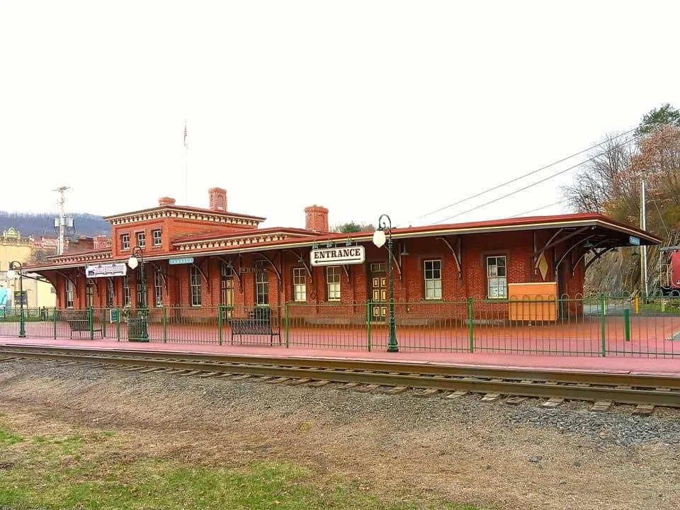 RR Station.JPG