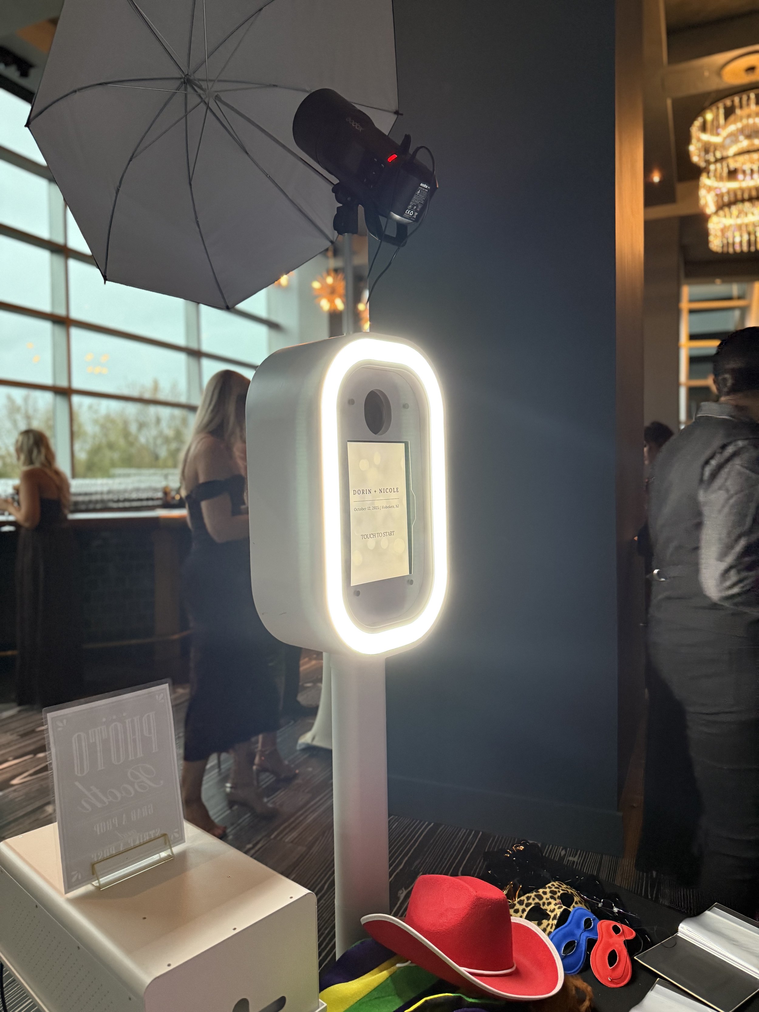 Top Wedding Photo Booth Themes for NJ Couples in 2026