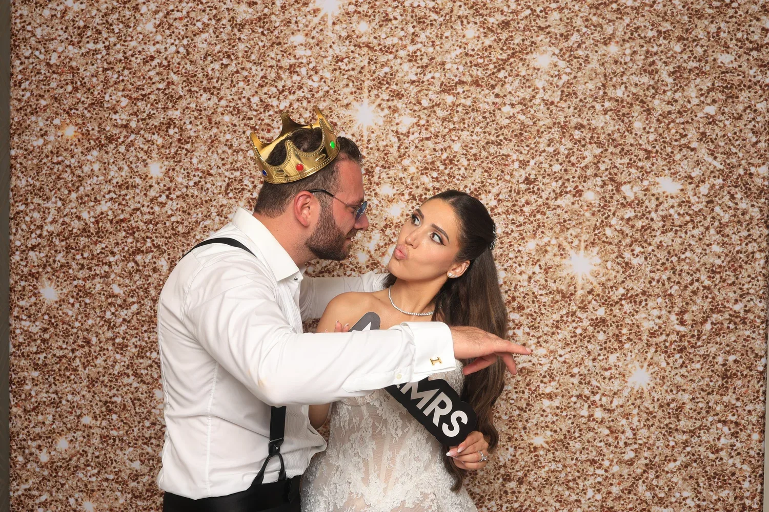 How Much Does a Photo Booth Cost for a Wedding in New Jersey?