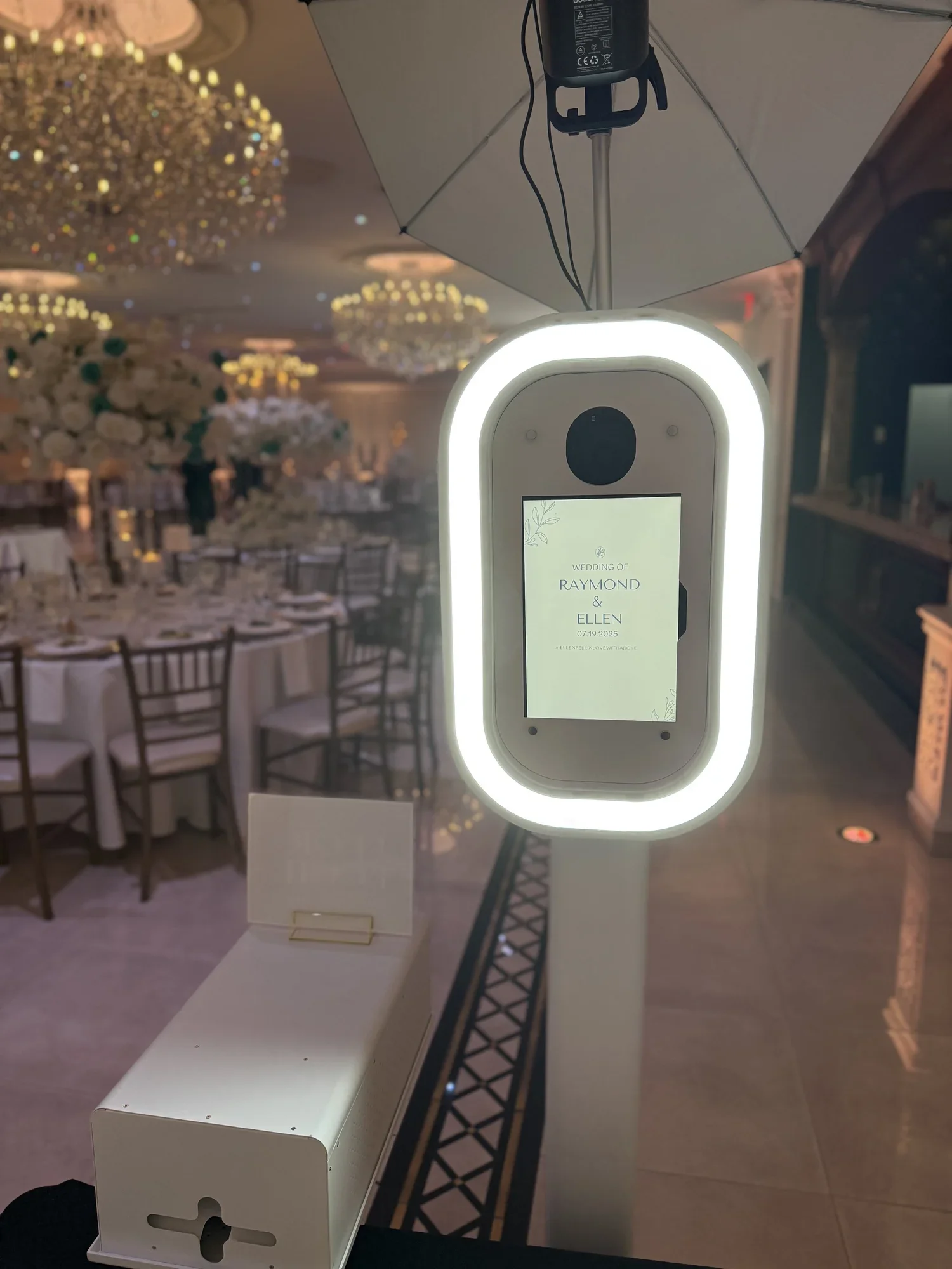 What to Ask an NJ Photo Booth Vendor Before Signing a Contract