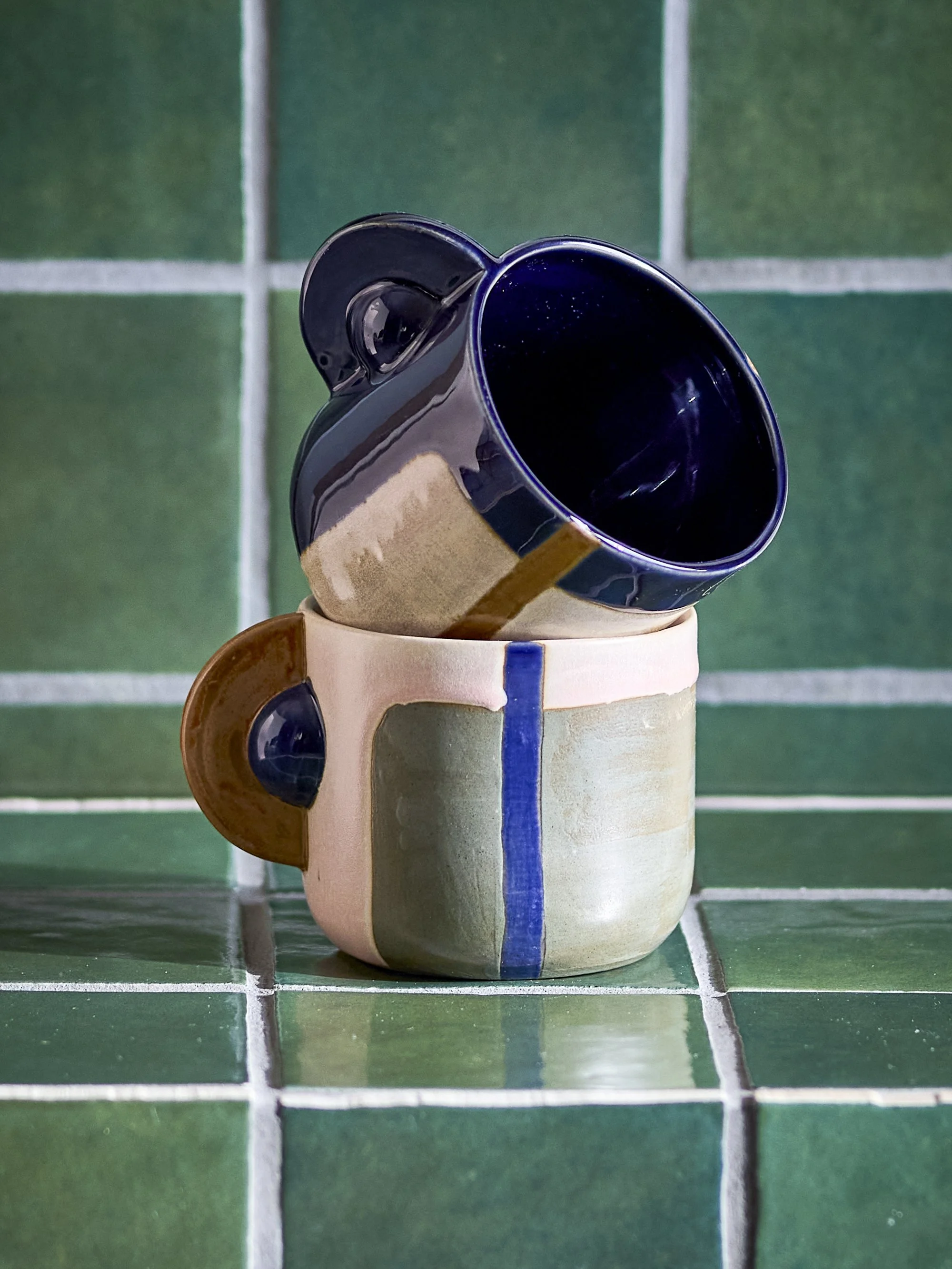 Mug_Bolivia_82063178_182063178_44.jpg