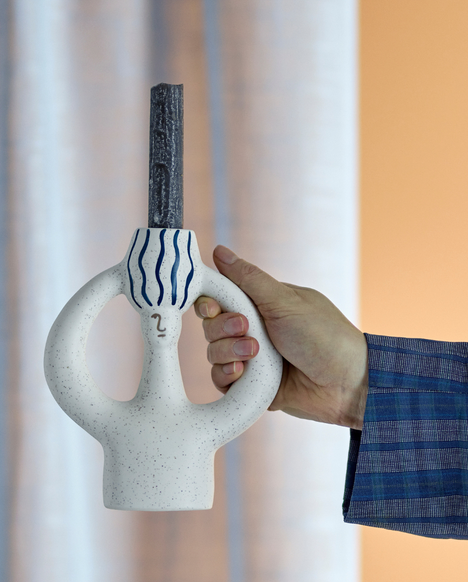 Candelabro Hatty en azul y blanco