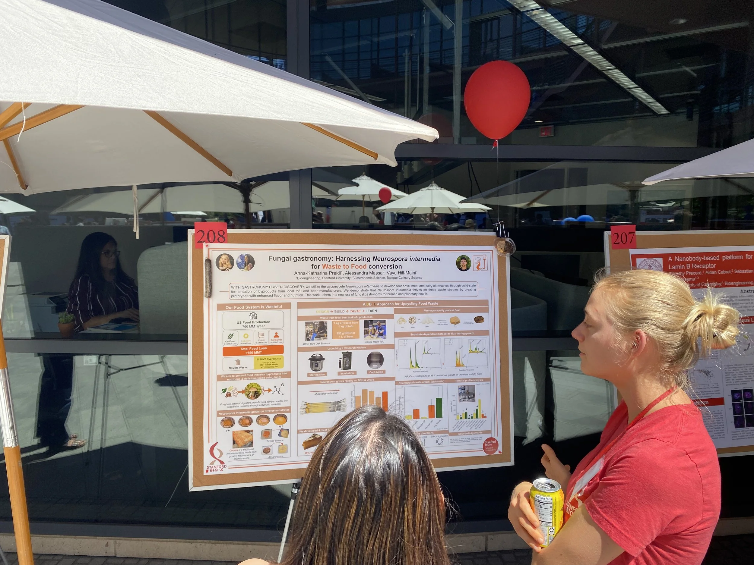 AK wins best poster at the Bio-X seed grants symposium