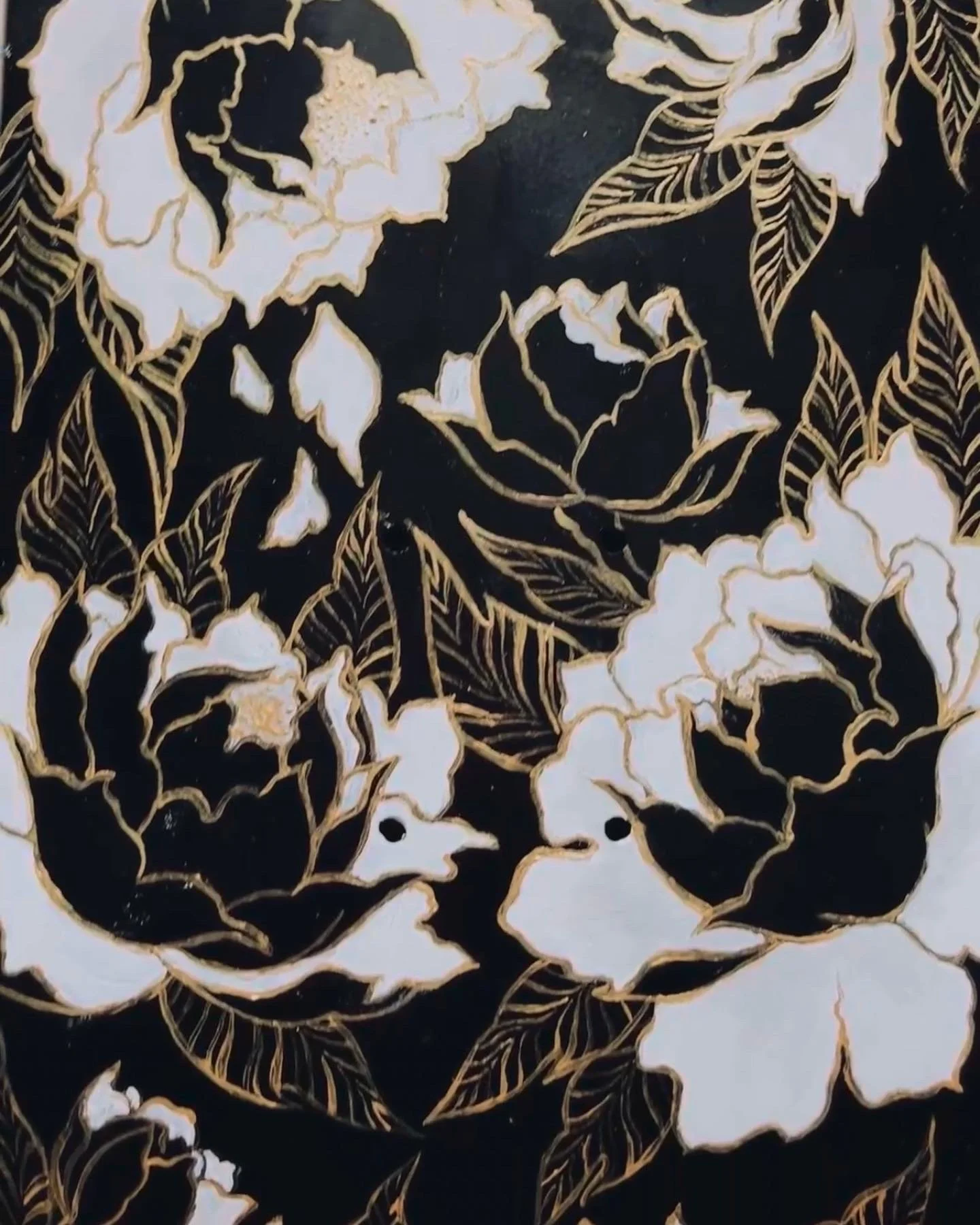 Peonies for Richard. 2022. Close up picture.
Acrylic on Skateboard Deck. 