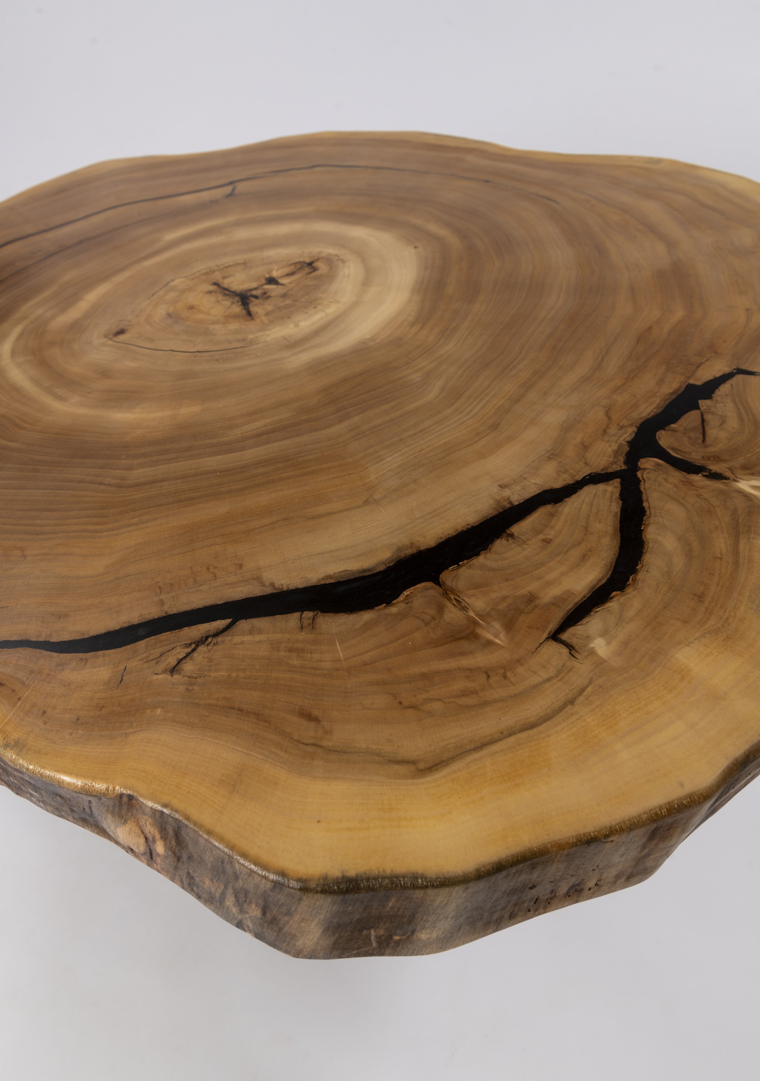 coffee-table_round07.jpg
