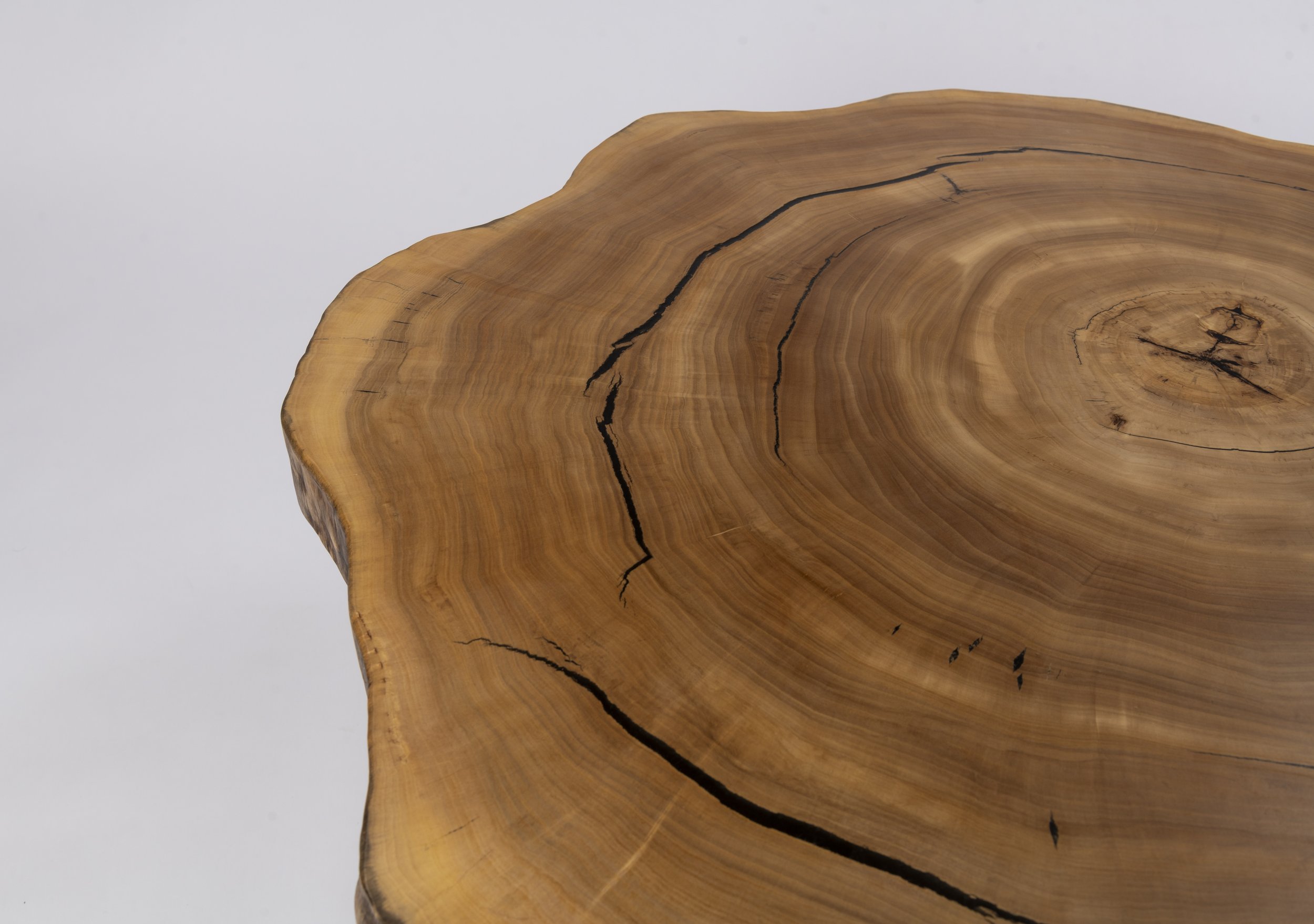 coffee-table_round08.jpg