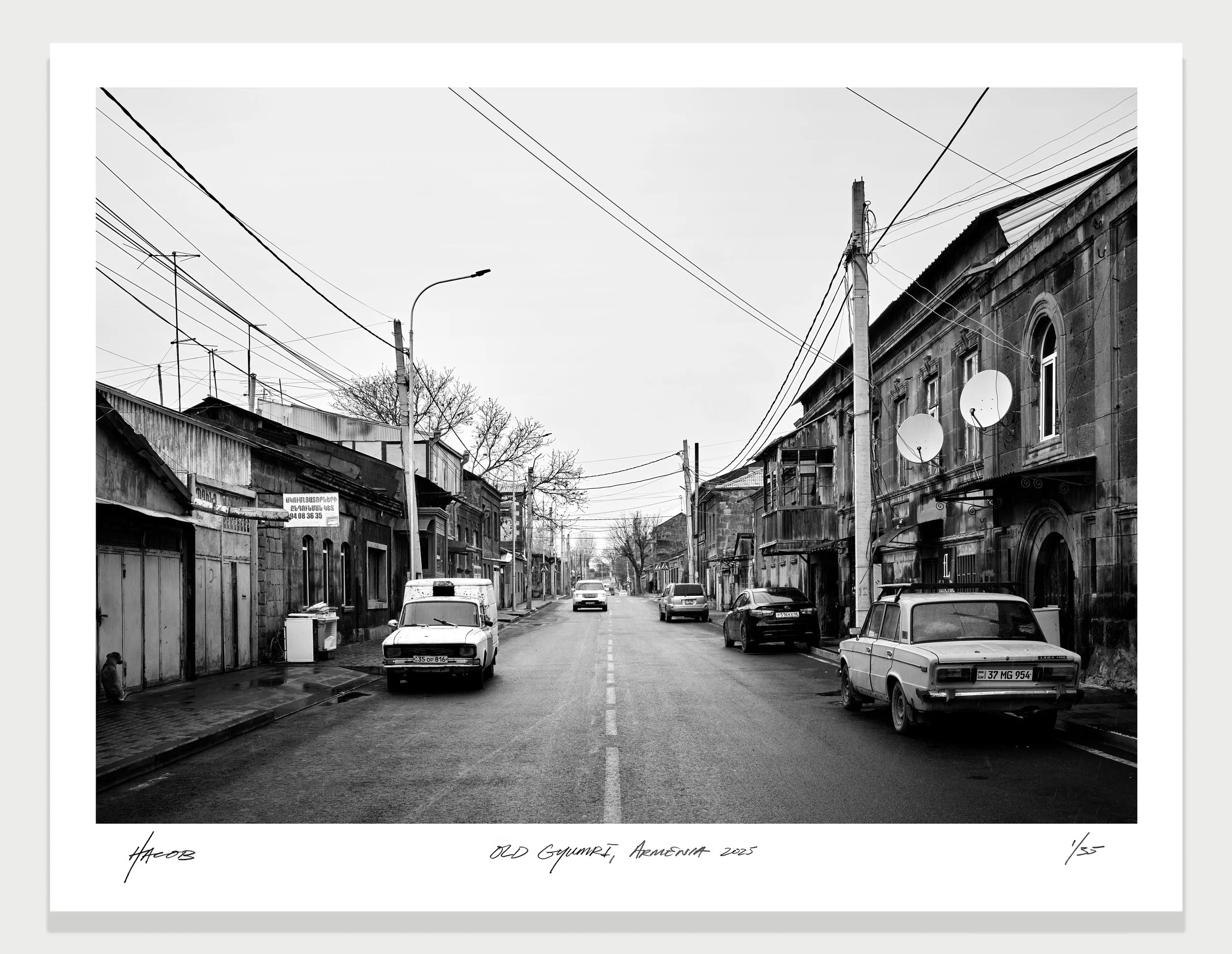 2251231-Armenia-2526--33-tpzd.jpg