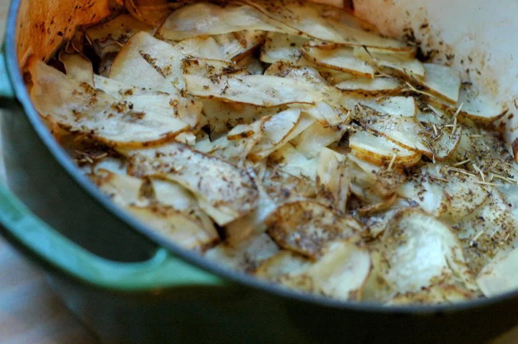 Win a 6-Quart Dutch Oven!