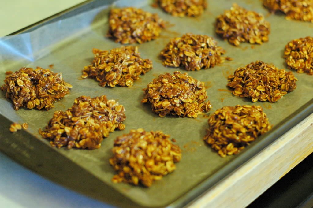 No-bake cookies. The "healthy" kind!