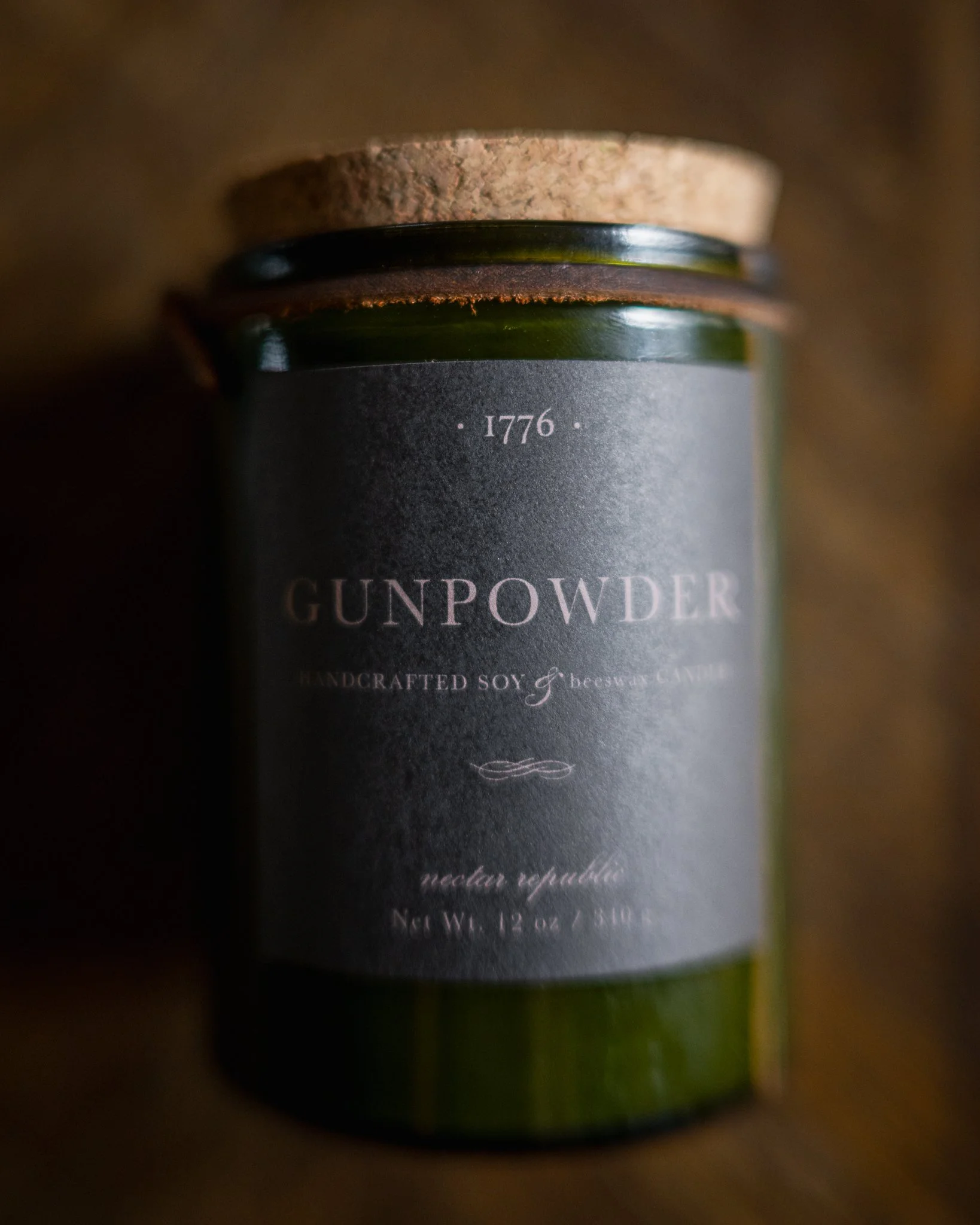 1776 Soy Beeswax Man Candle: Gun Powder