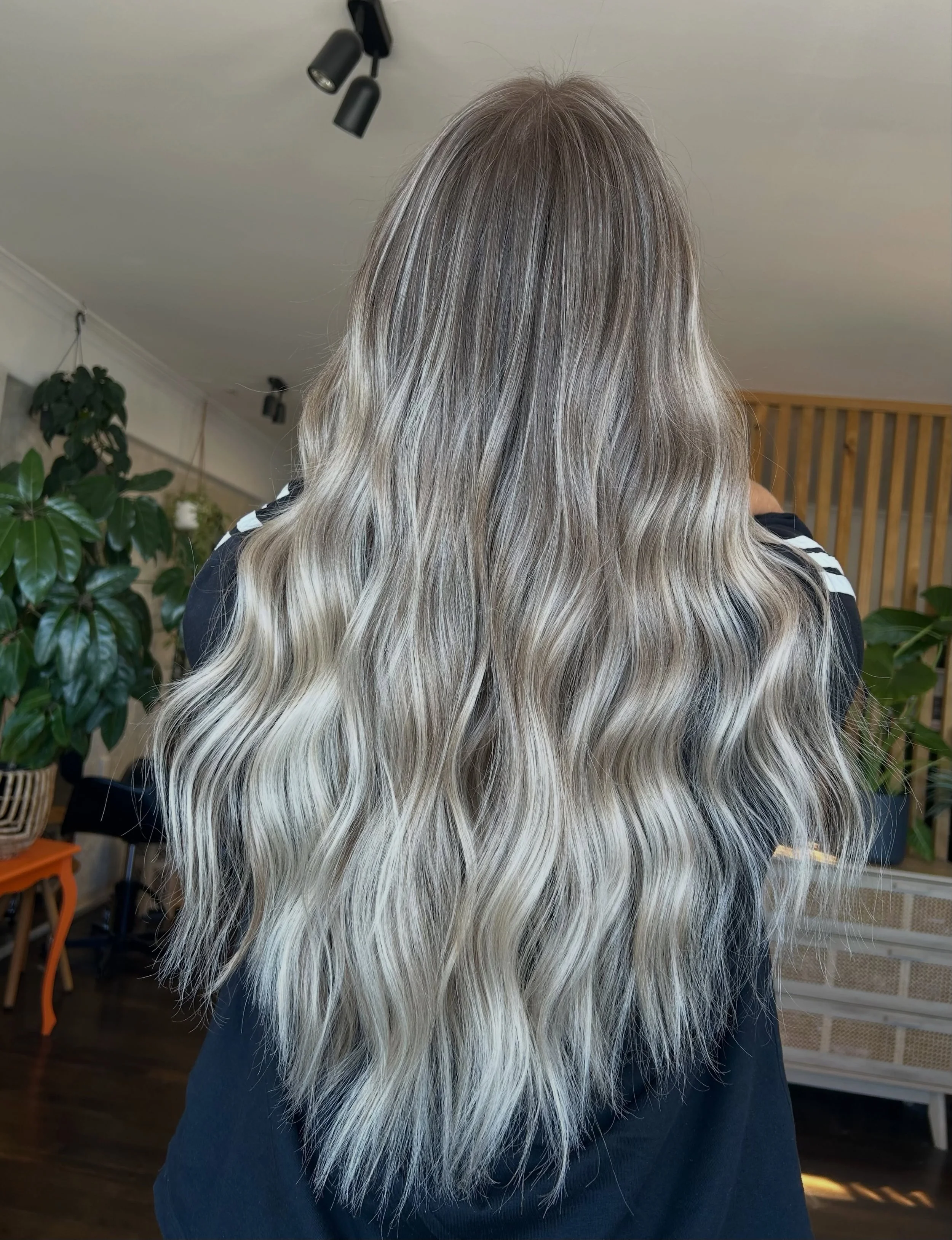 BLONDE BALAYAGE ✨
Blending effortless.

Book online
www.hairwithnen.com
Send DM
text 0272510000
Afterpay available 

#taupoblonde #taupoblondespecialist #balayagehighlights #hairdressernearme #hairwithnen