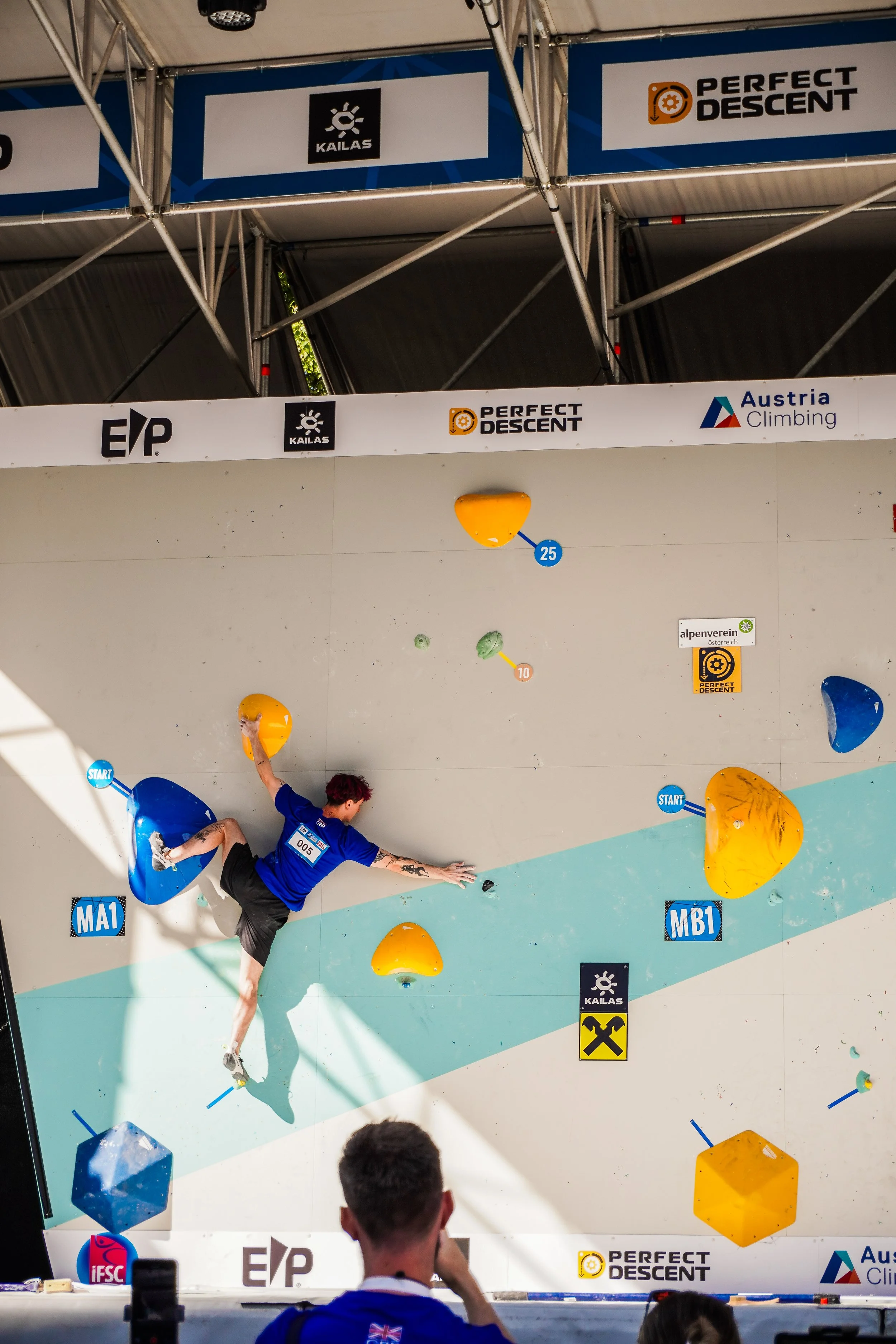 Max Boulder Qualis 02.jpg