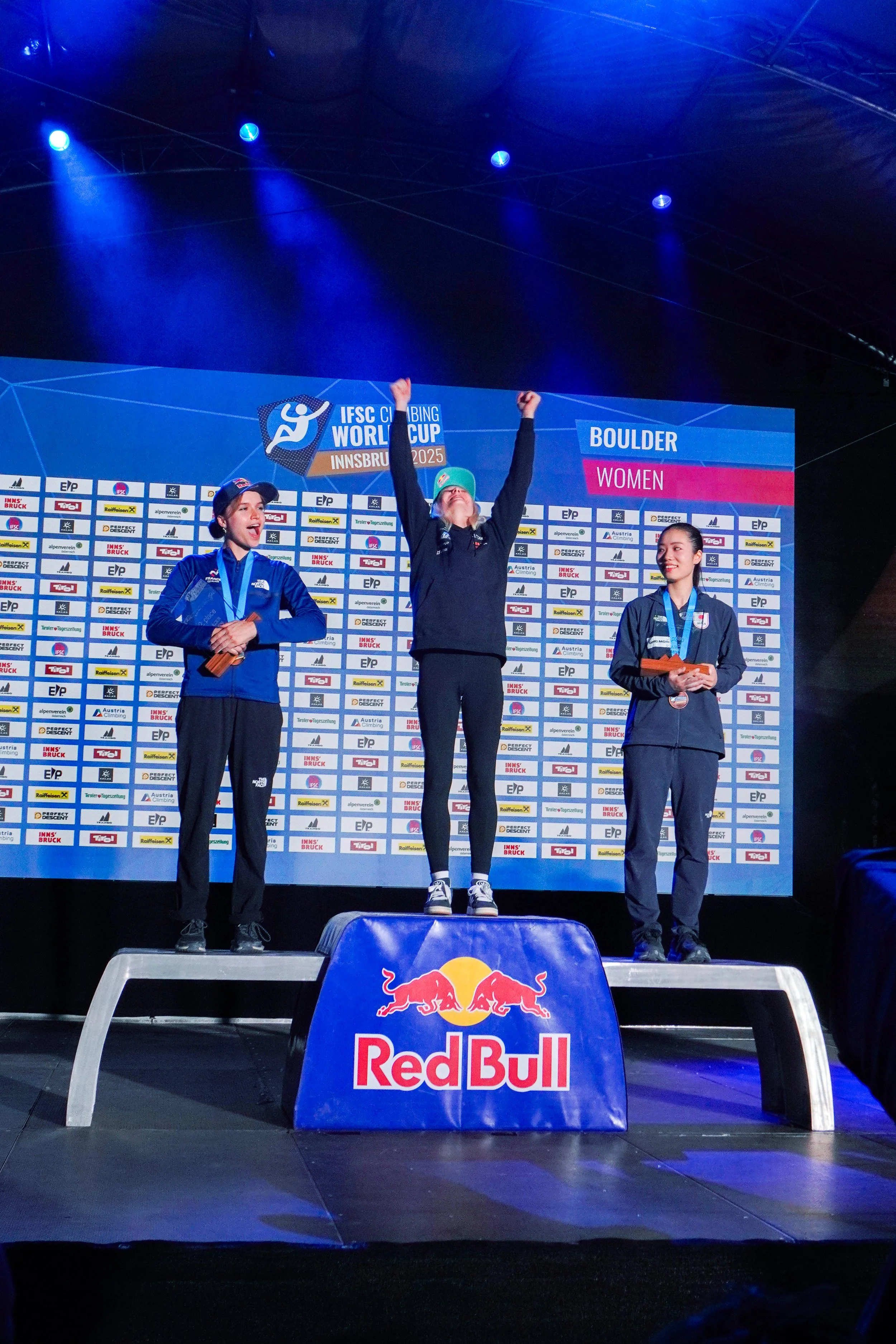 Womens Boulder Finals 250.jpg