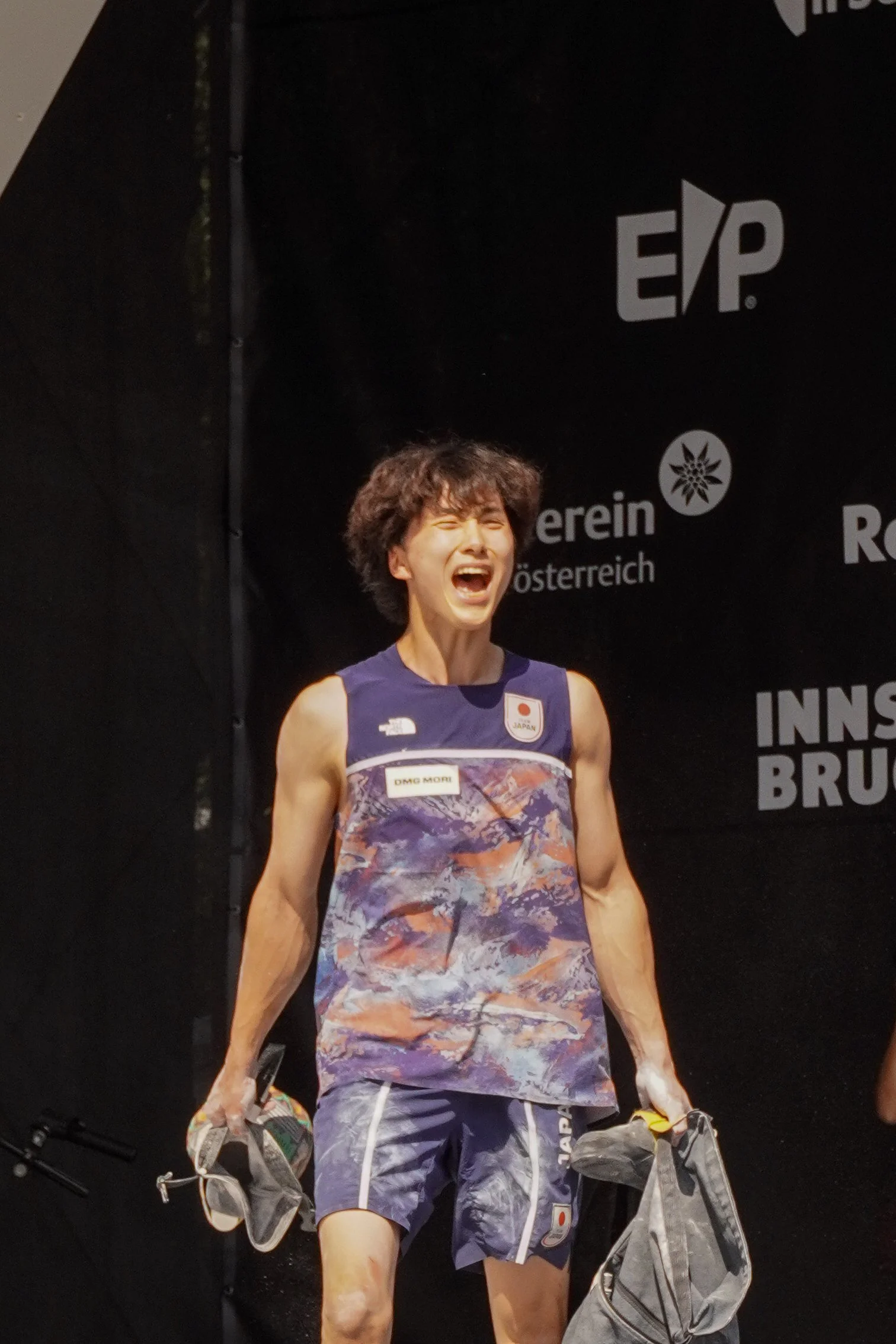 Sohta M4 Semis Burst 03-2.jpg