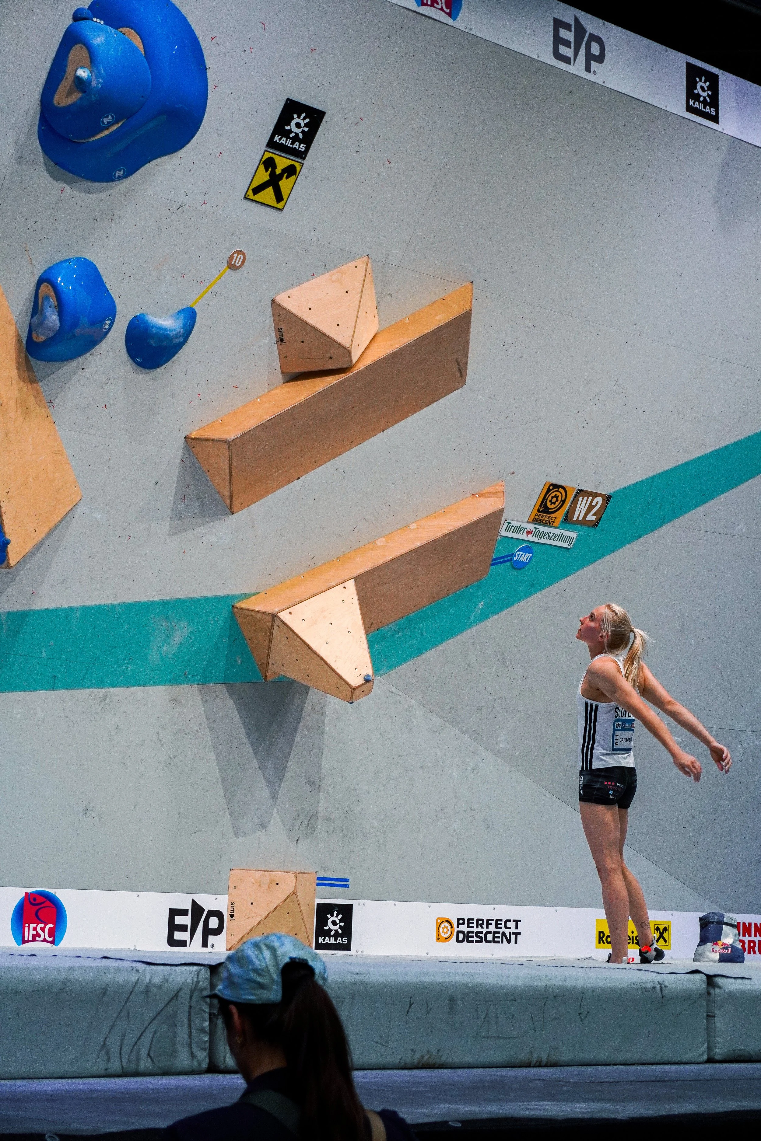 Womens Boulder Finals 063.jpeg