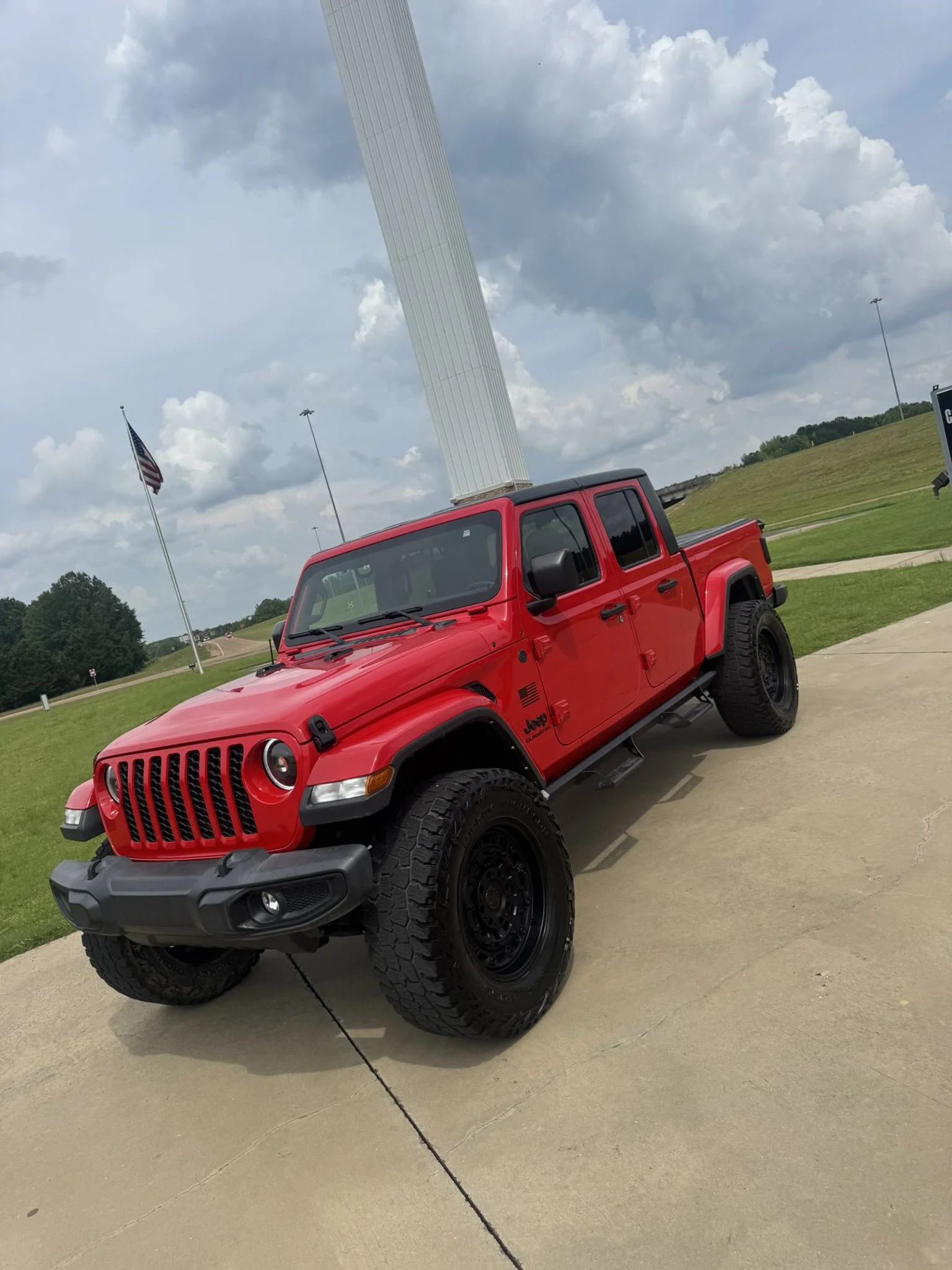 2023 Jeep Gladiator