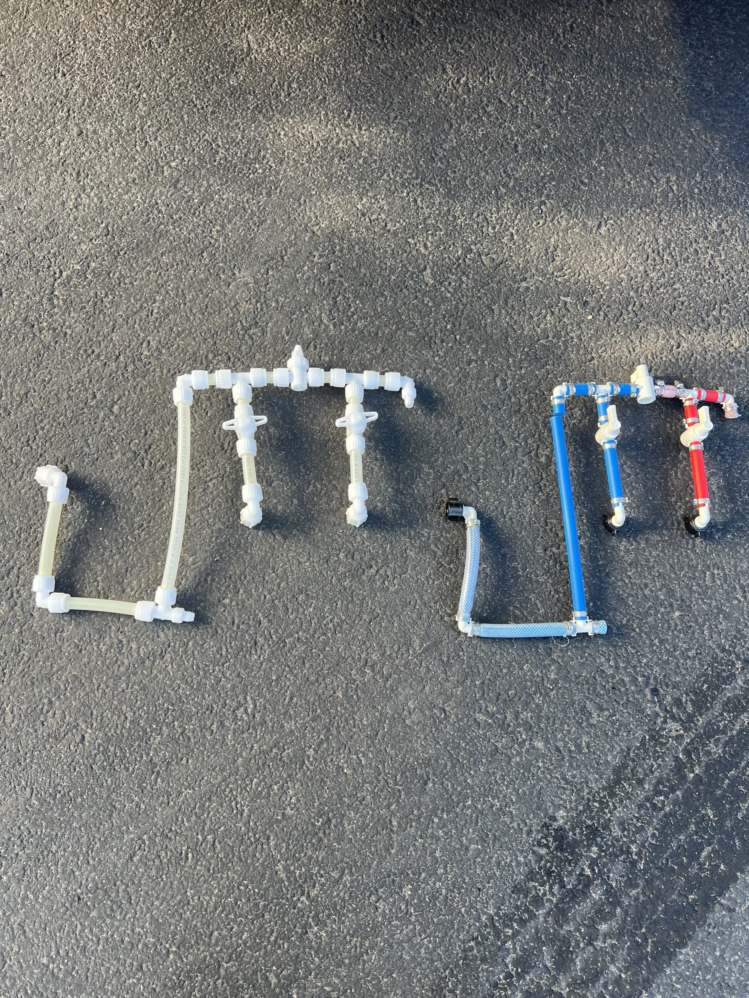 Plomeria nueva para evitar los liceos en las abrazaderas de fabrica.jpg