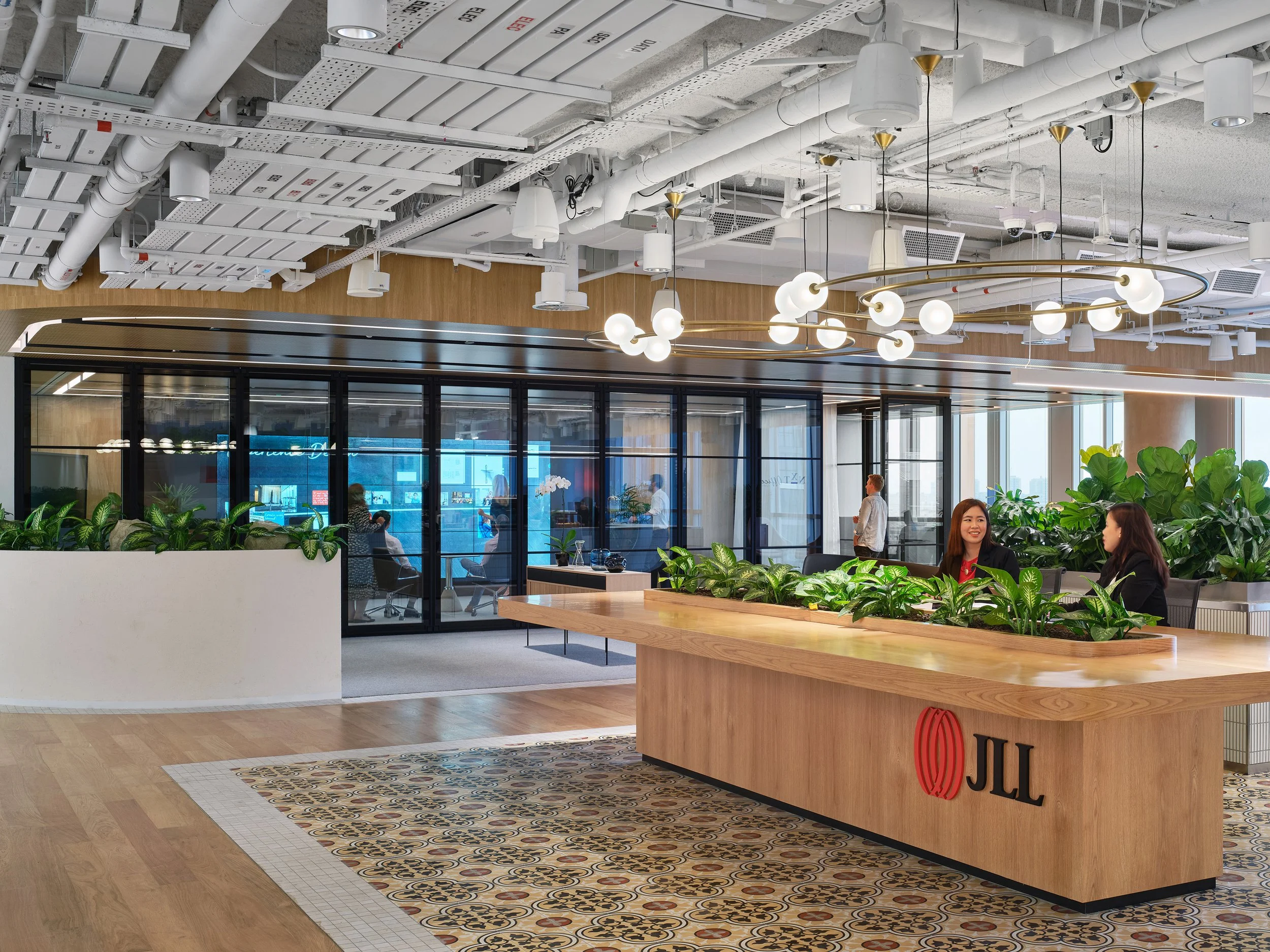 JLL_SG_2.jpg