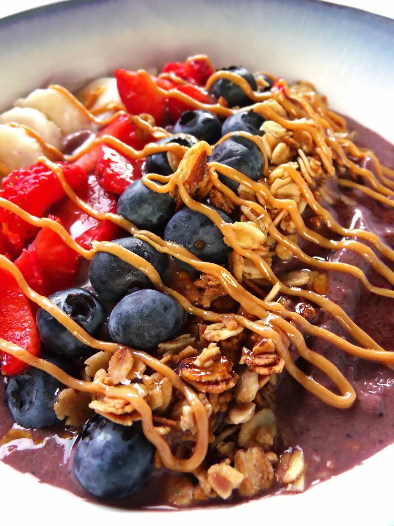 Acai-PB-Bowl_2.webp