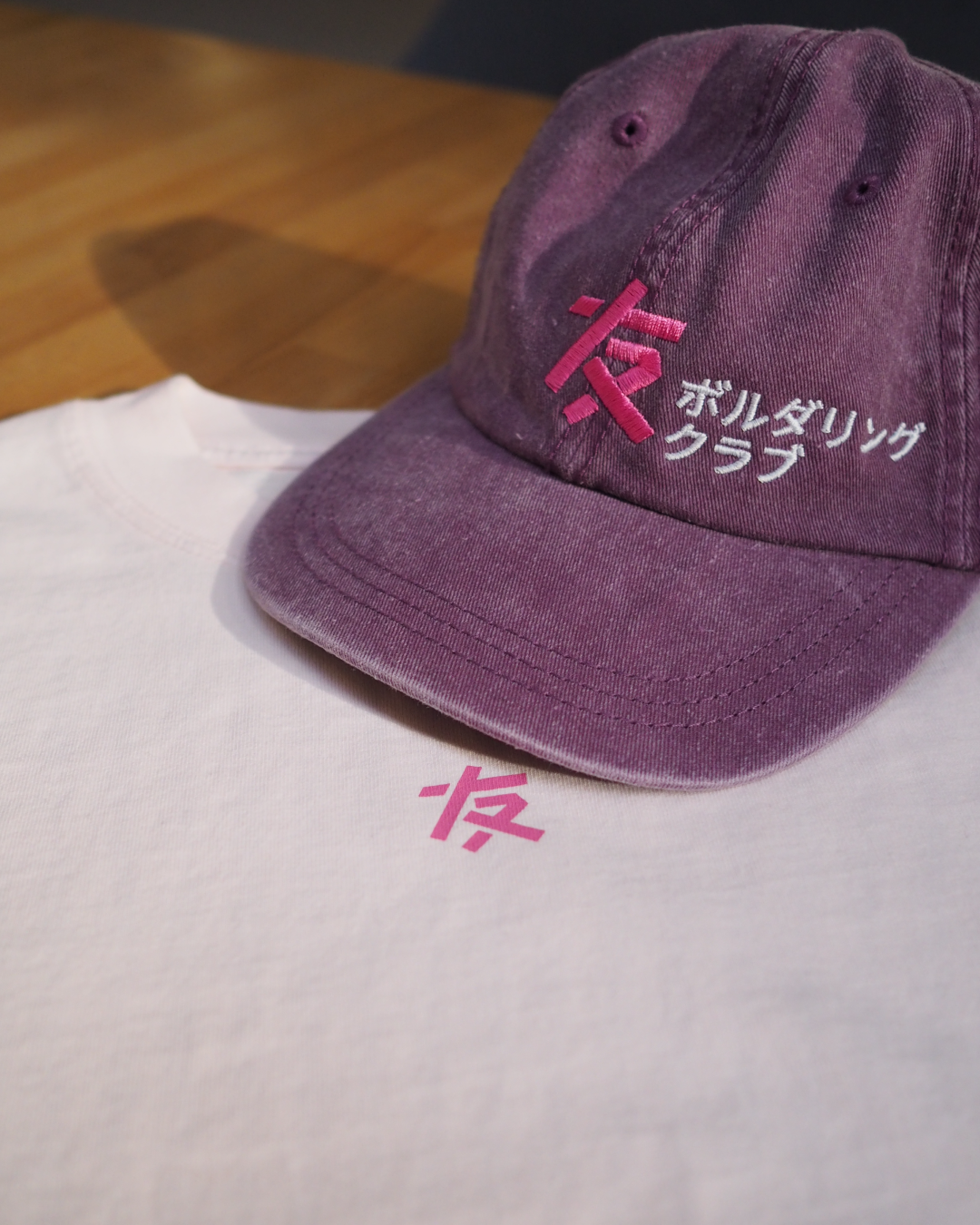 Sakura - Shirt Hat.png